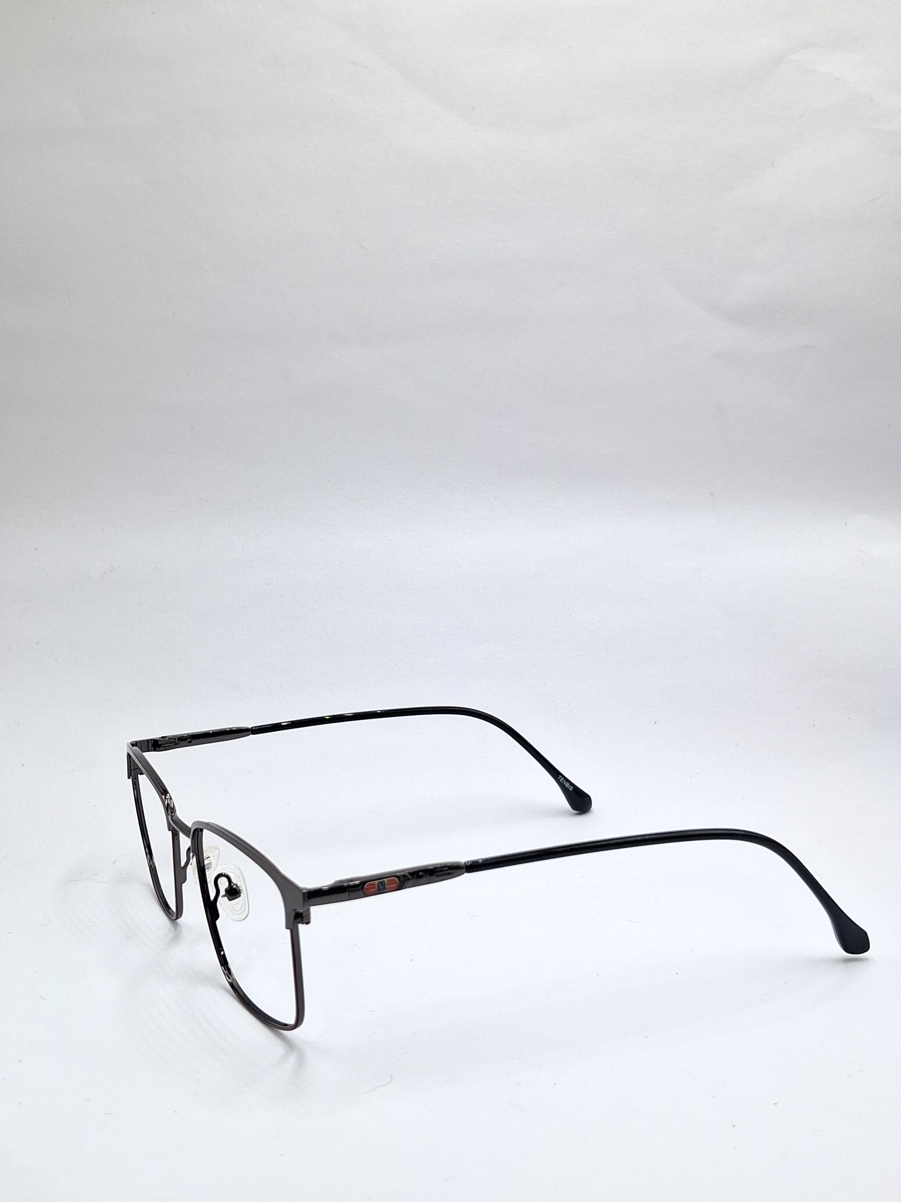 vision plus metallic black and red metal frame