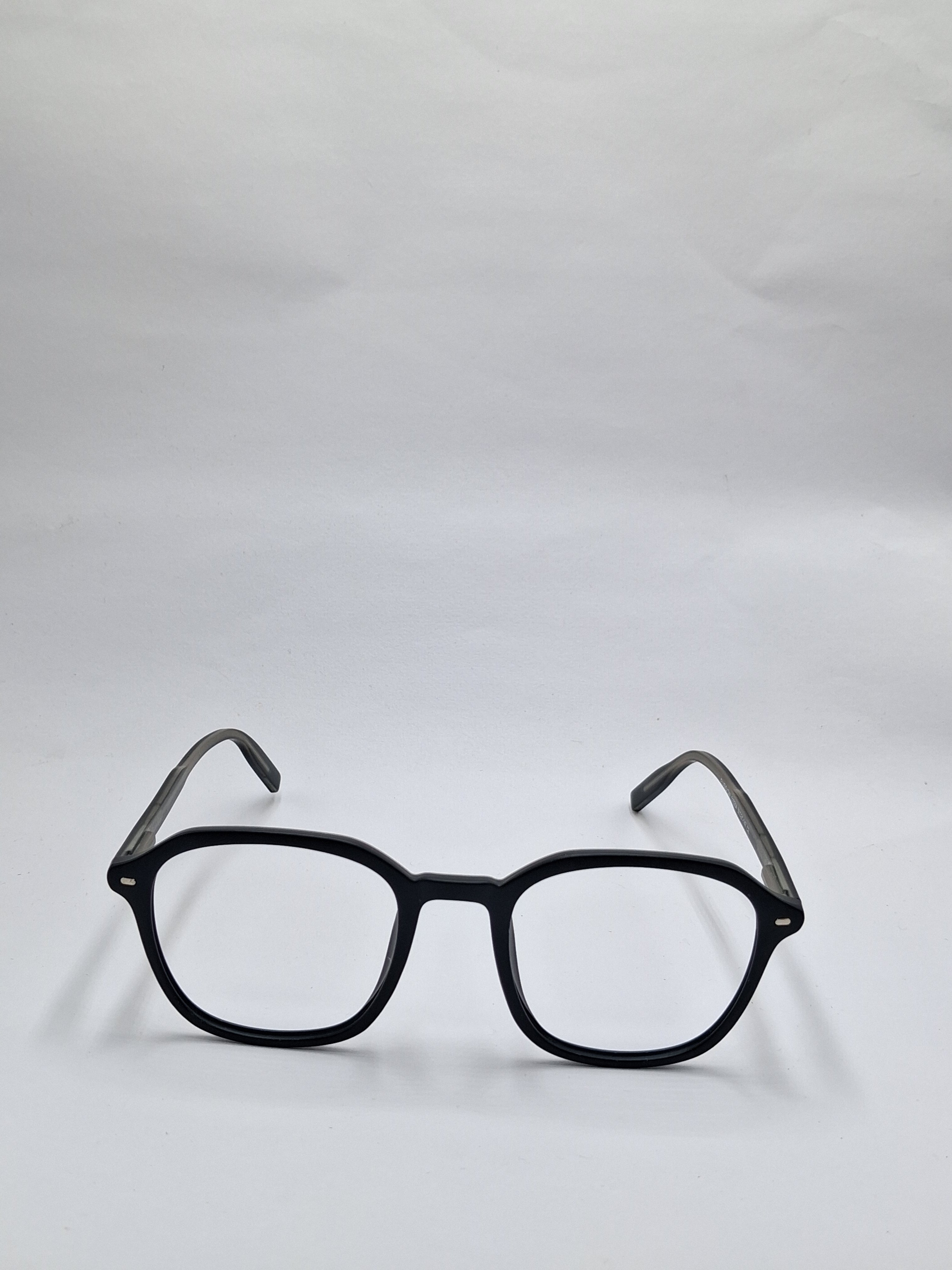 vision plus matte black frame
