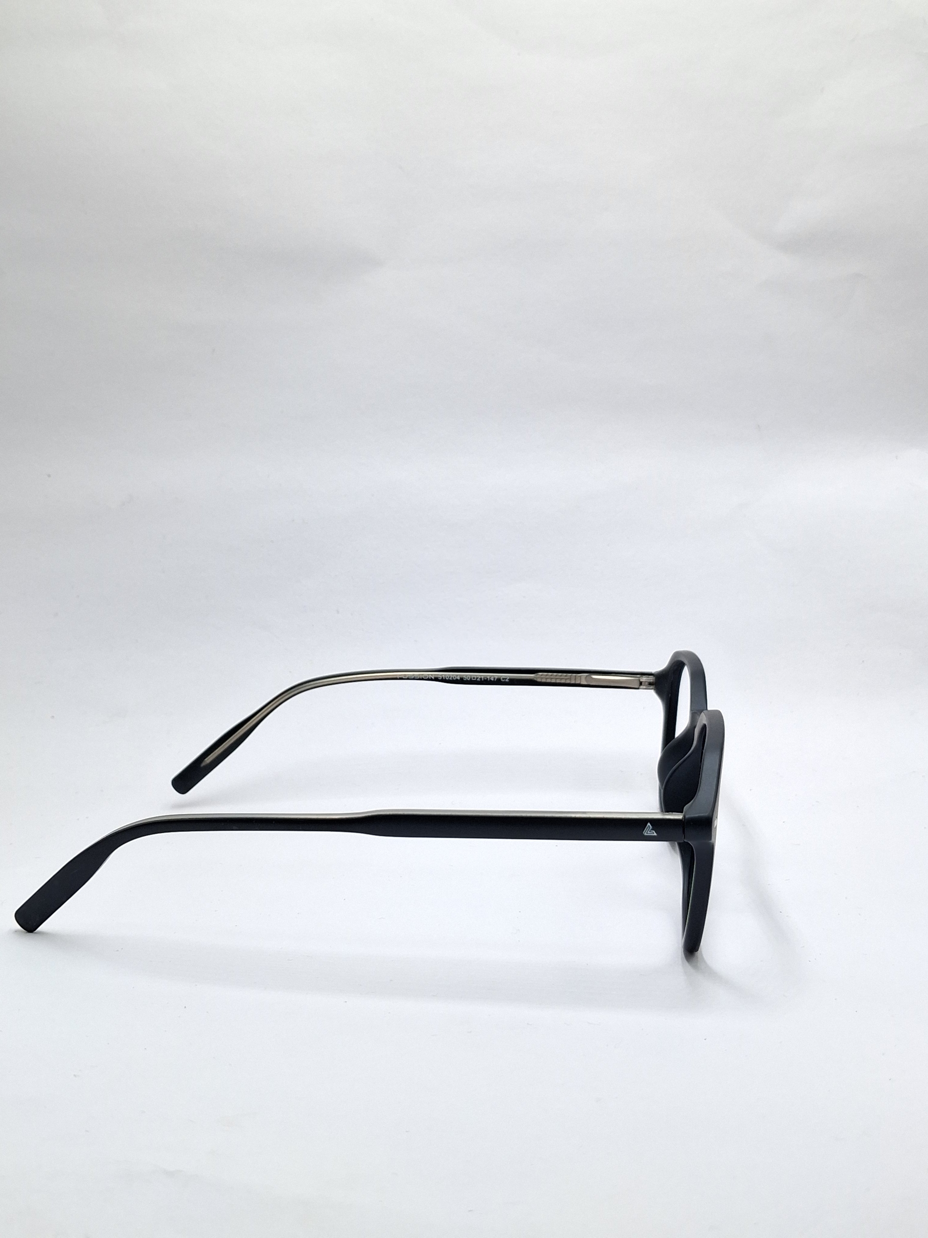 vision plus matte black frame