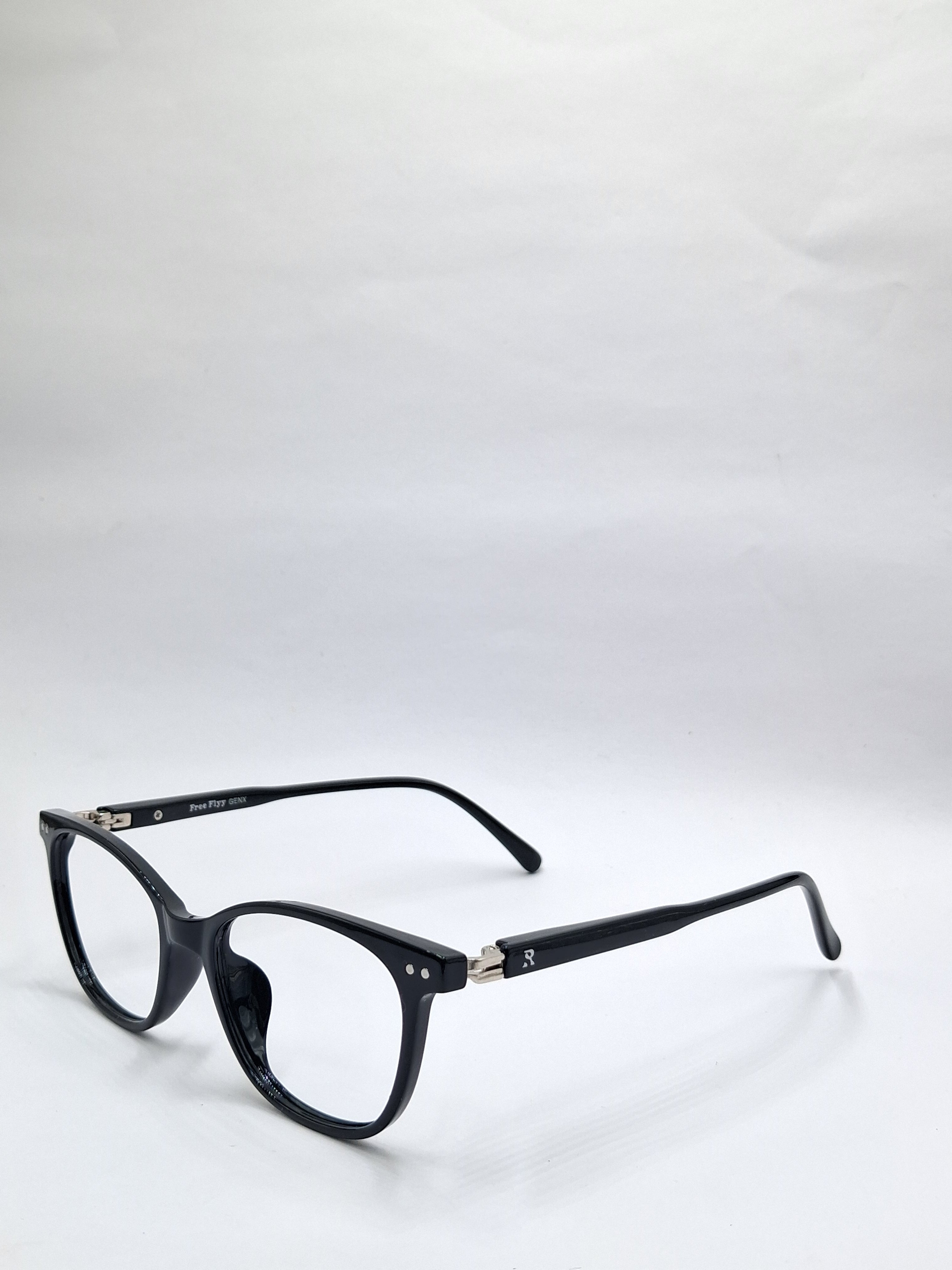 vision plus glossy black frame