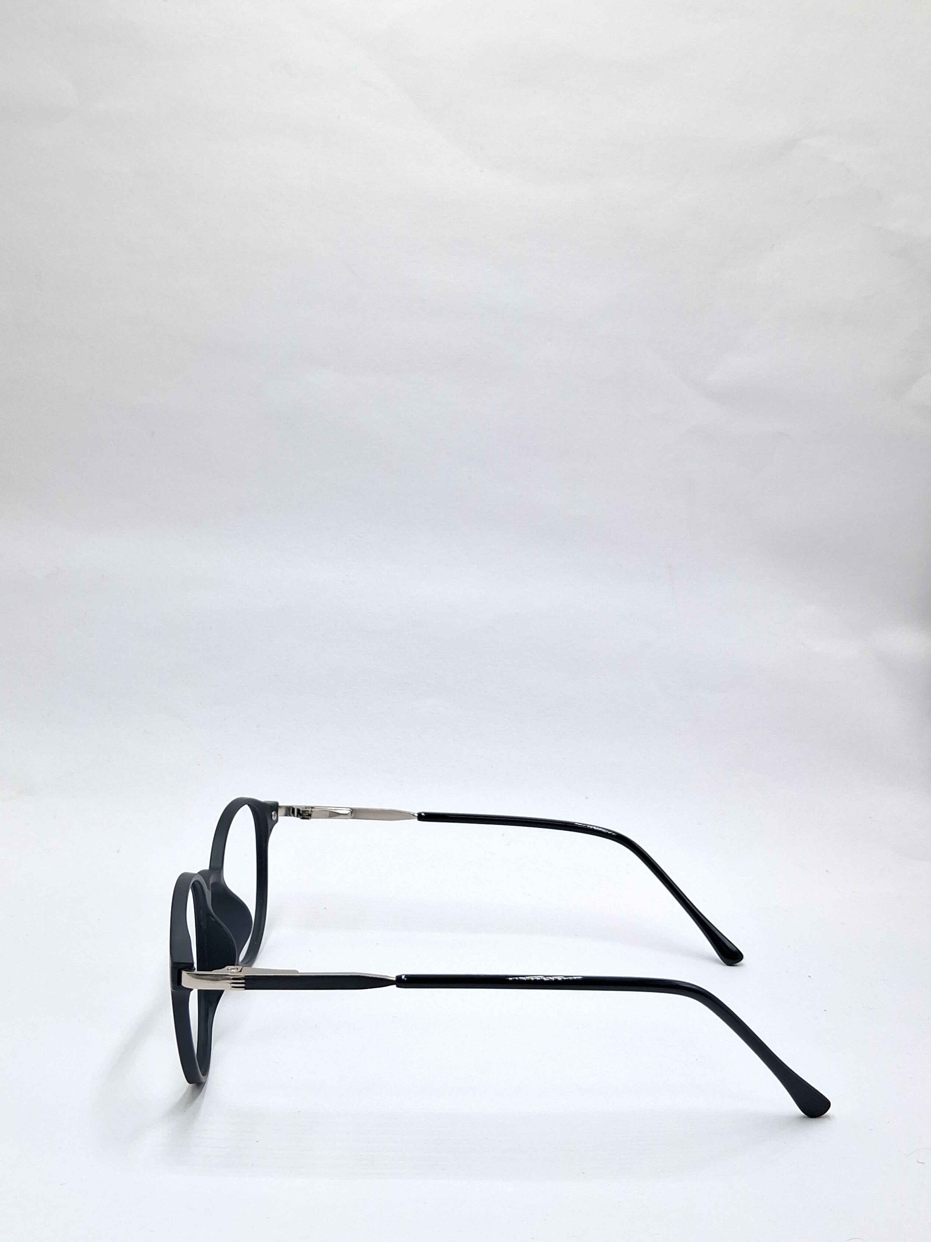 vision plus matte black with black metal stick frame