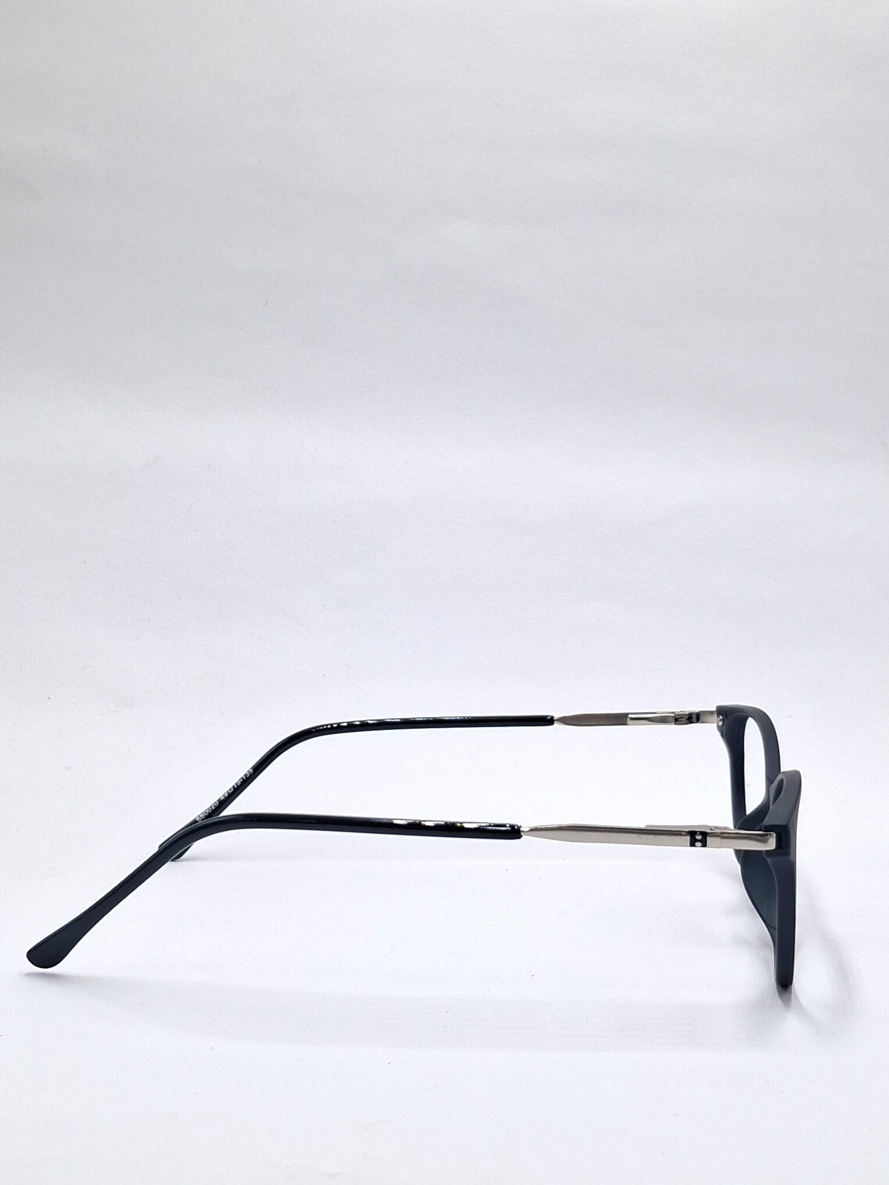 vision plus matte black with metal stick frame