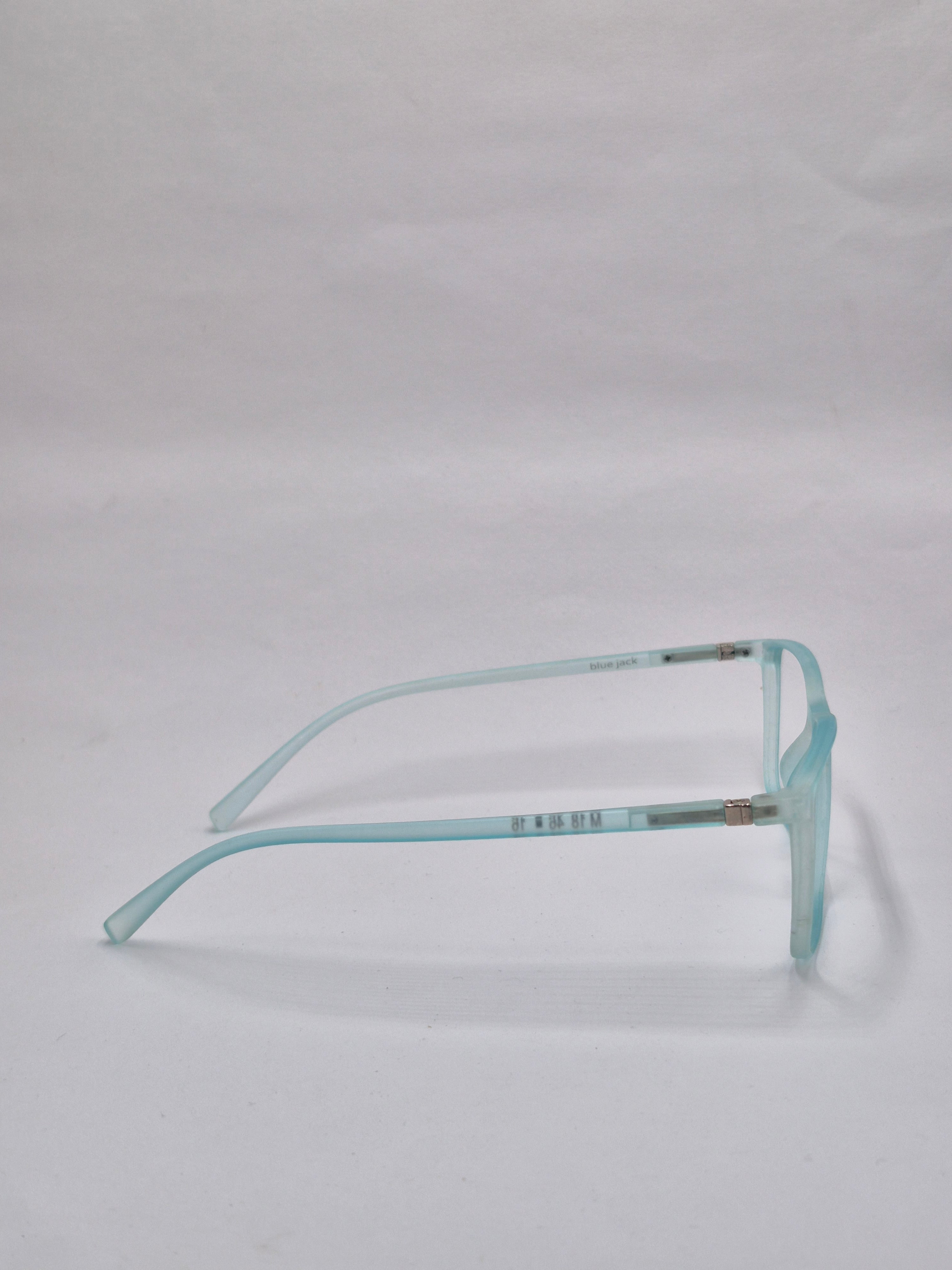 vision plus matte cyan frmae