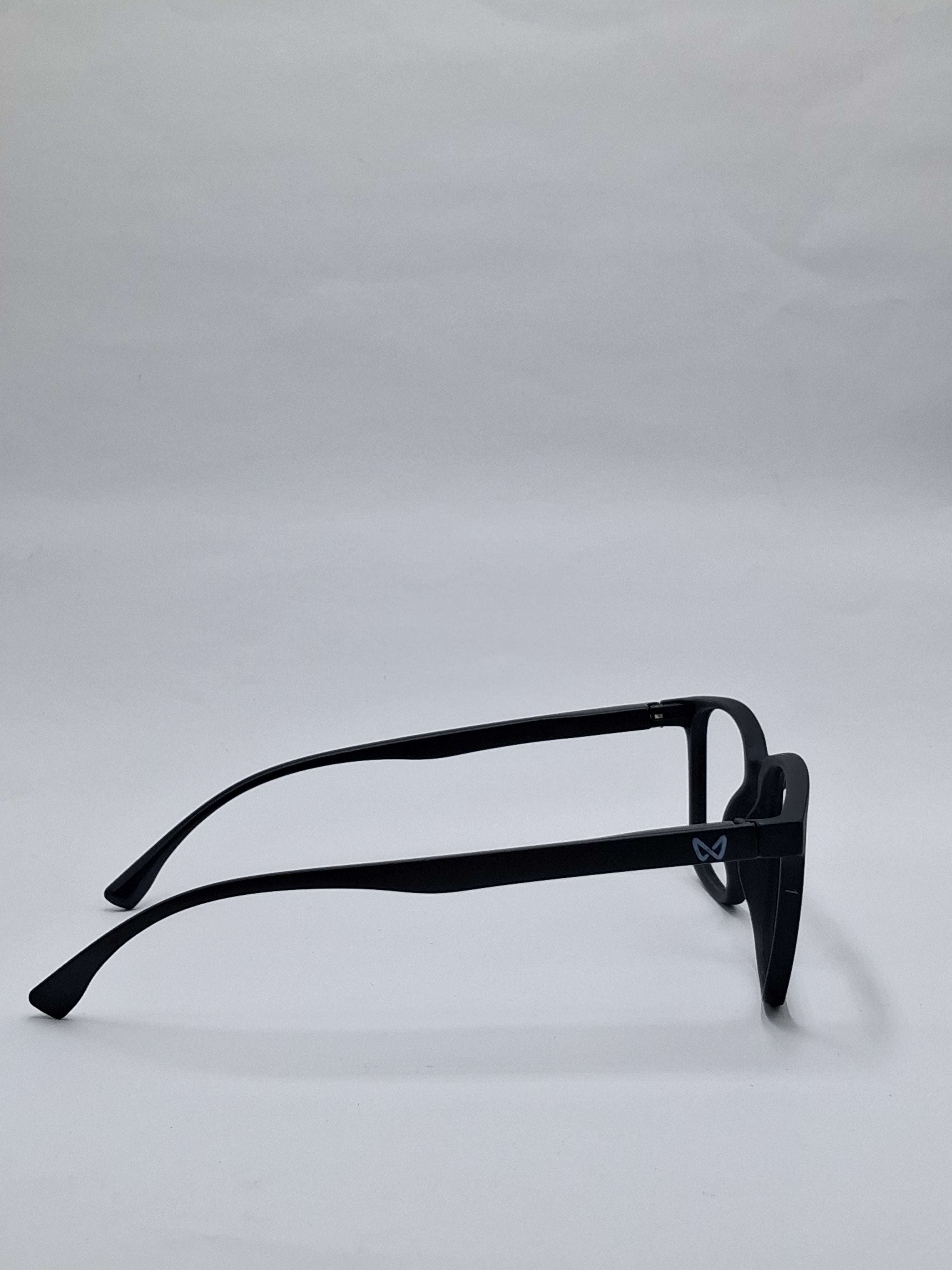 vision plus matte black frame