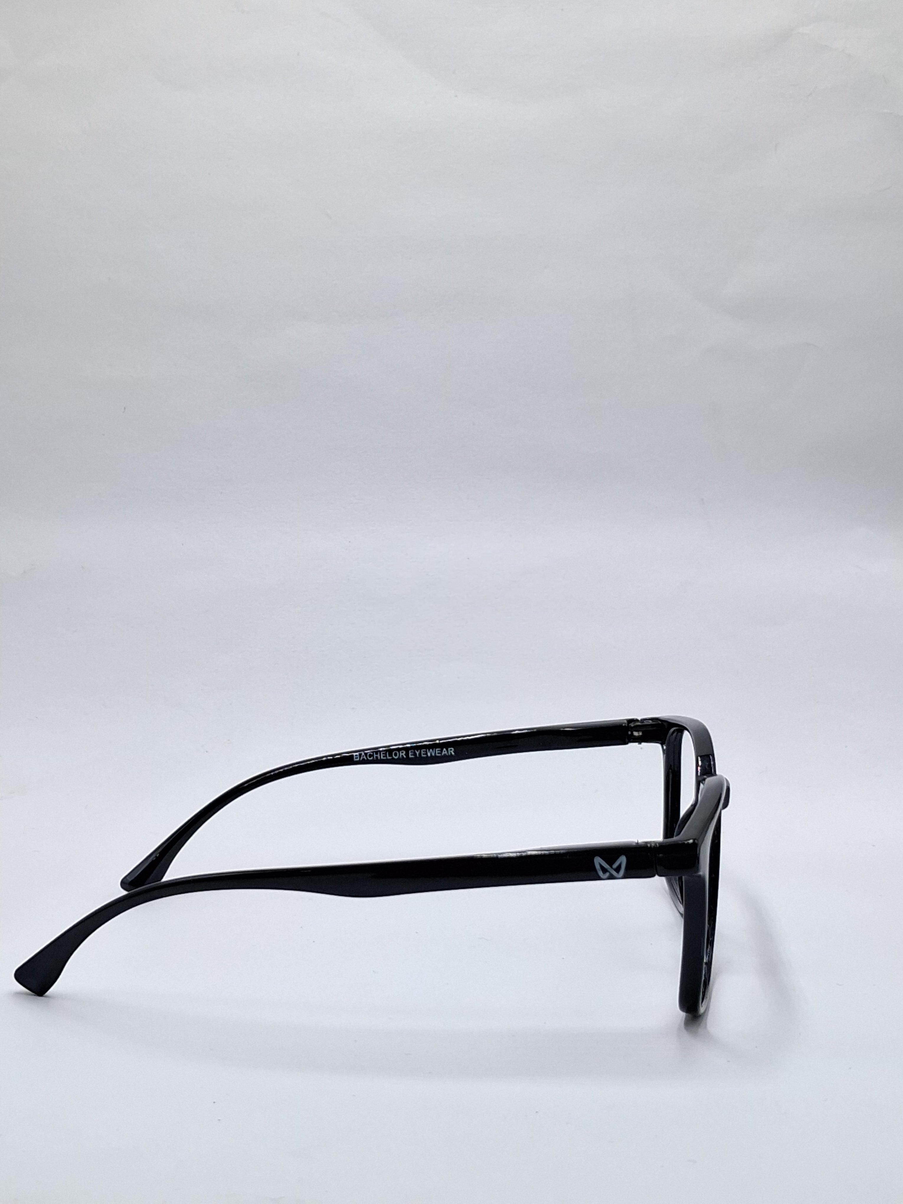 vision plus glossy black frame