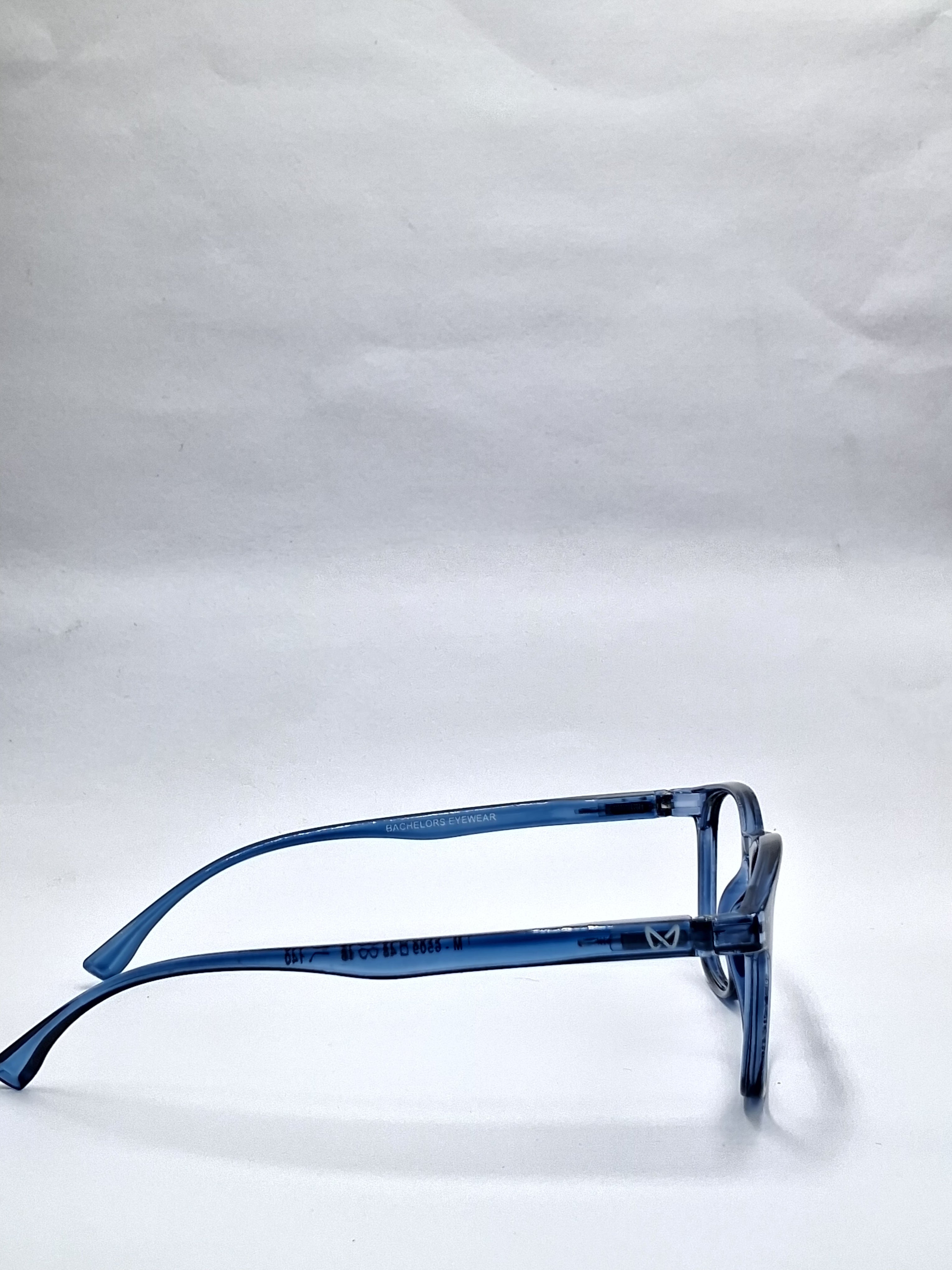 vision plus navy blue frame