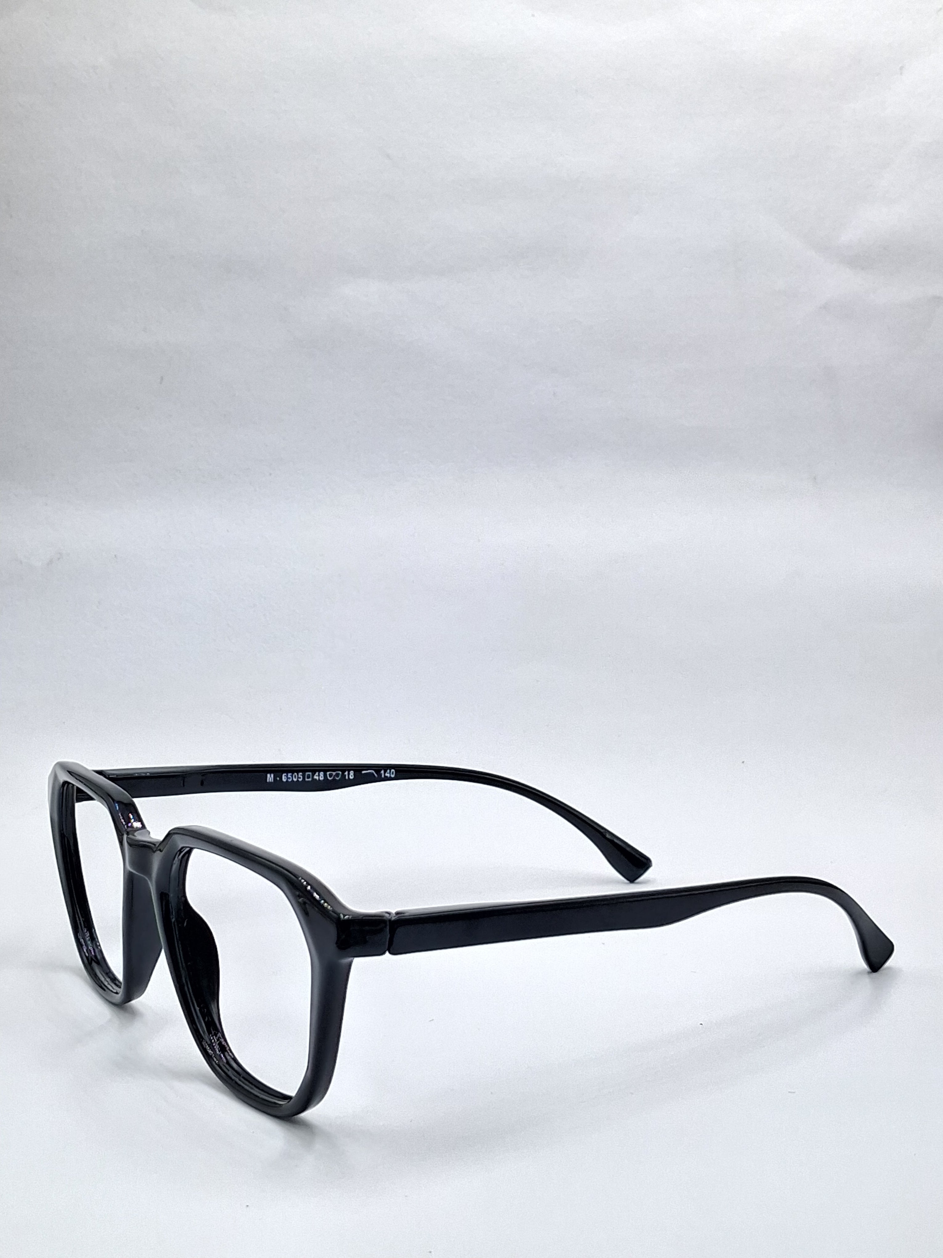 vision plus glossy black frame