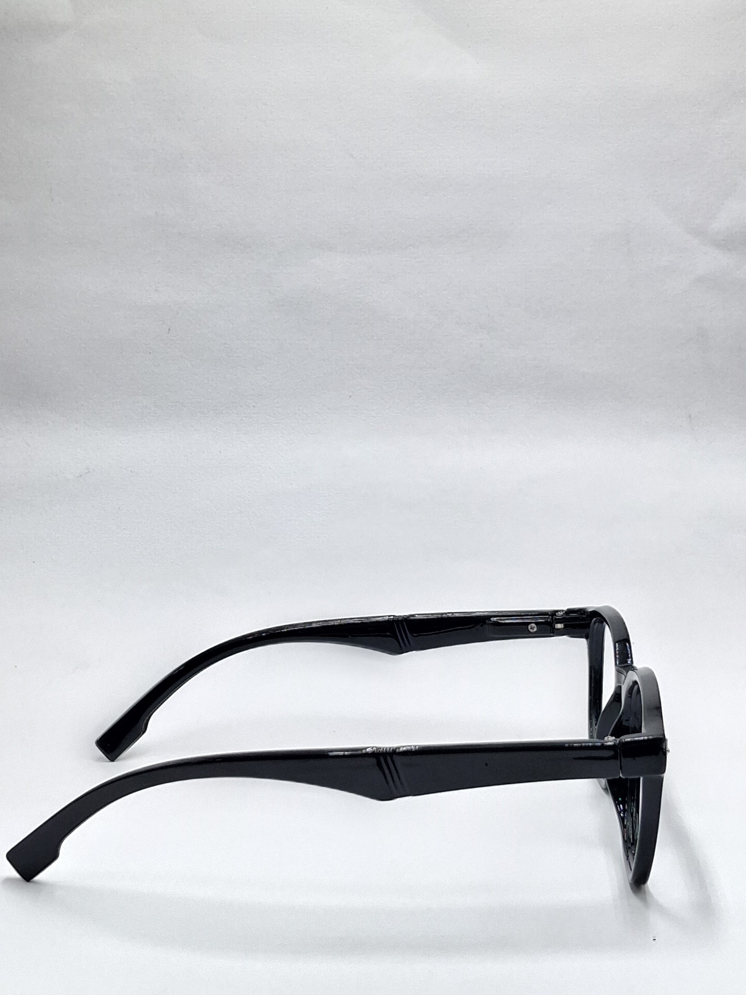 vision plus glossy black frame
