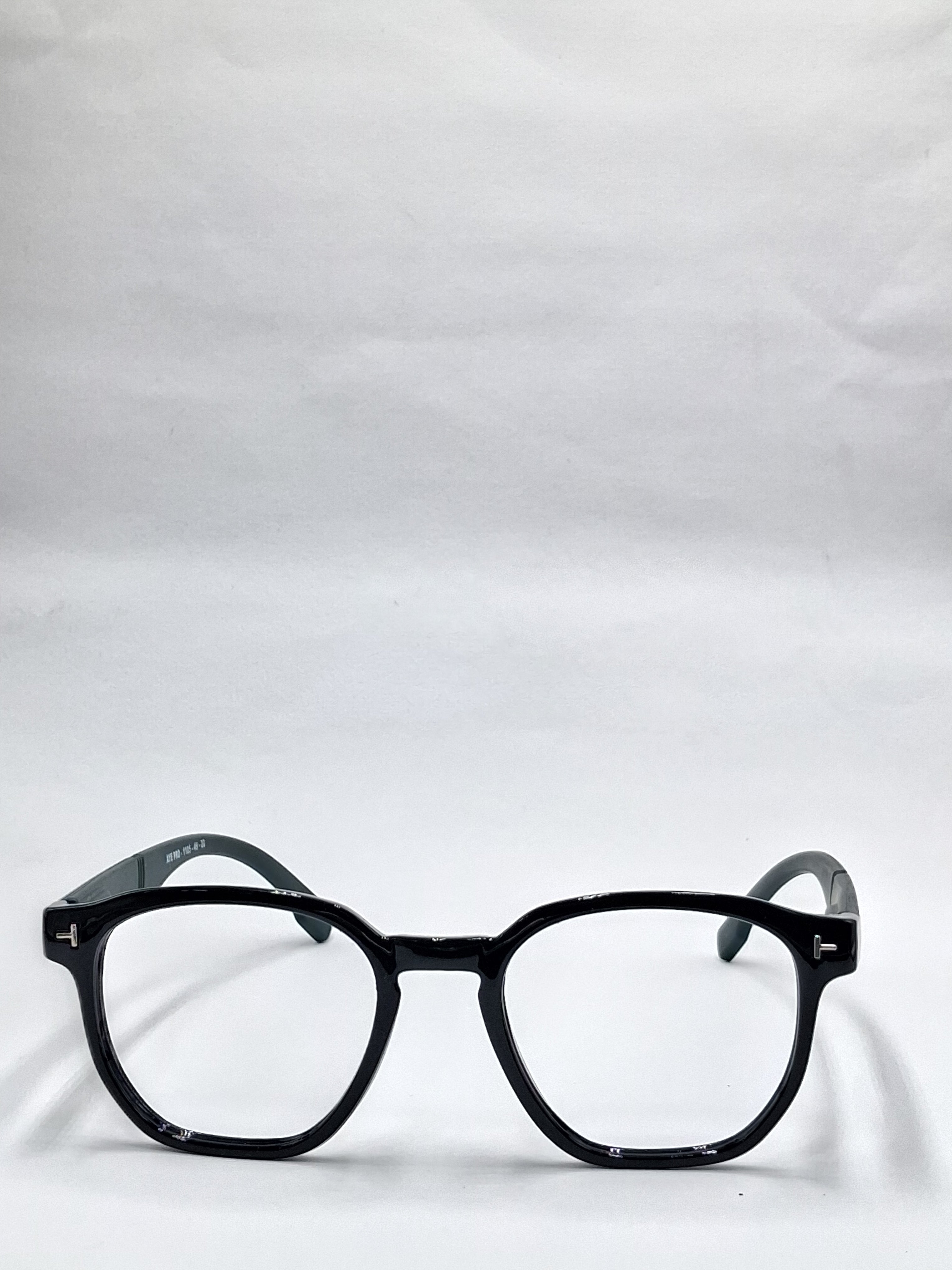 vision plus glossy black with matte green stick frame