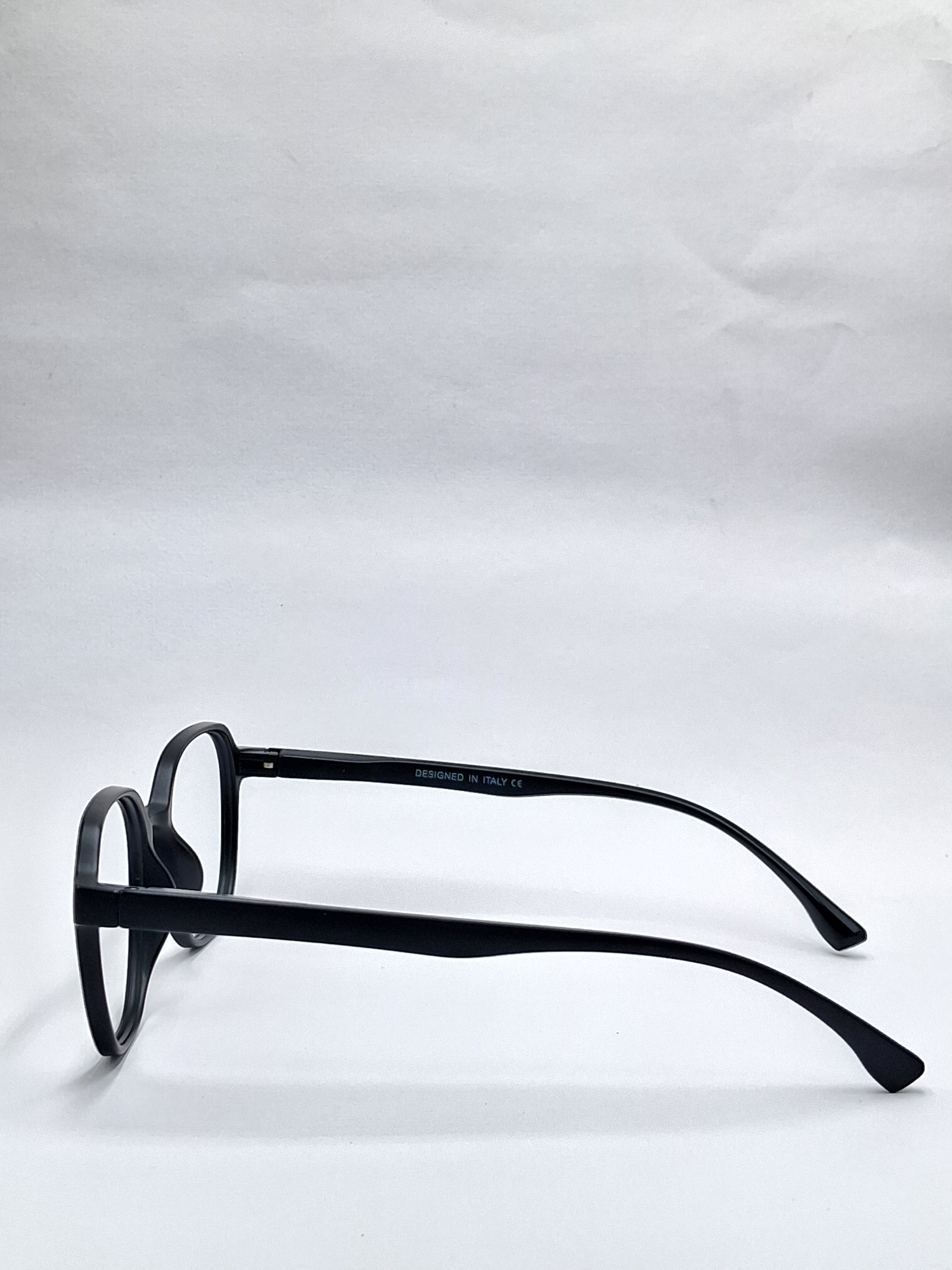 vision plus matte black frame