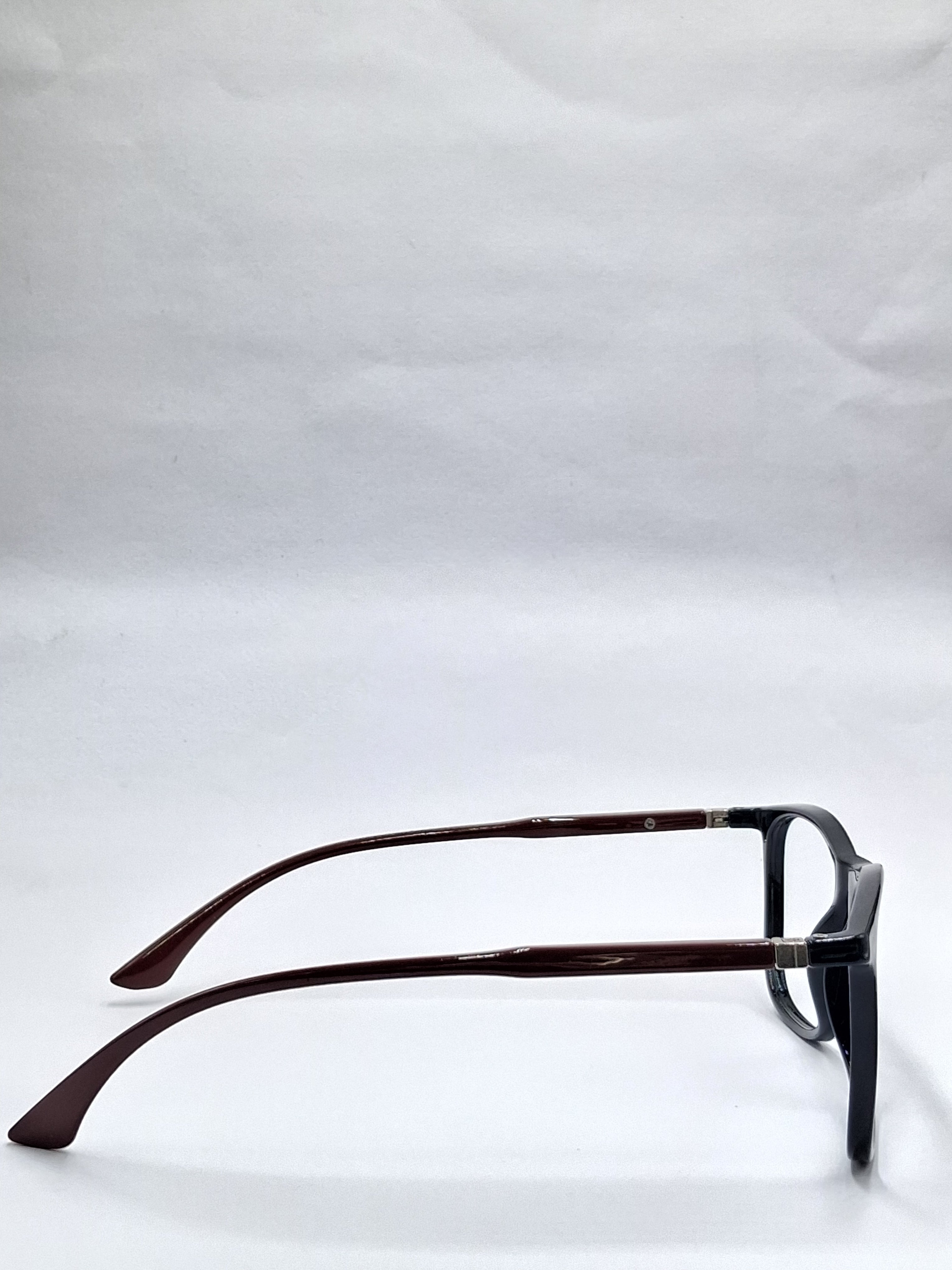 vision plus glossy black with maroon stick frame