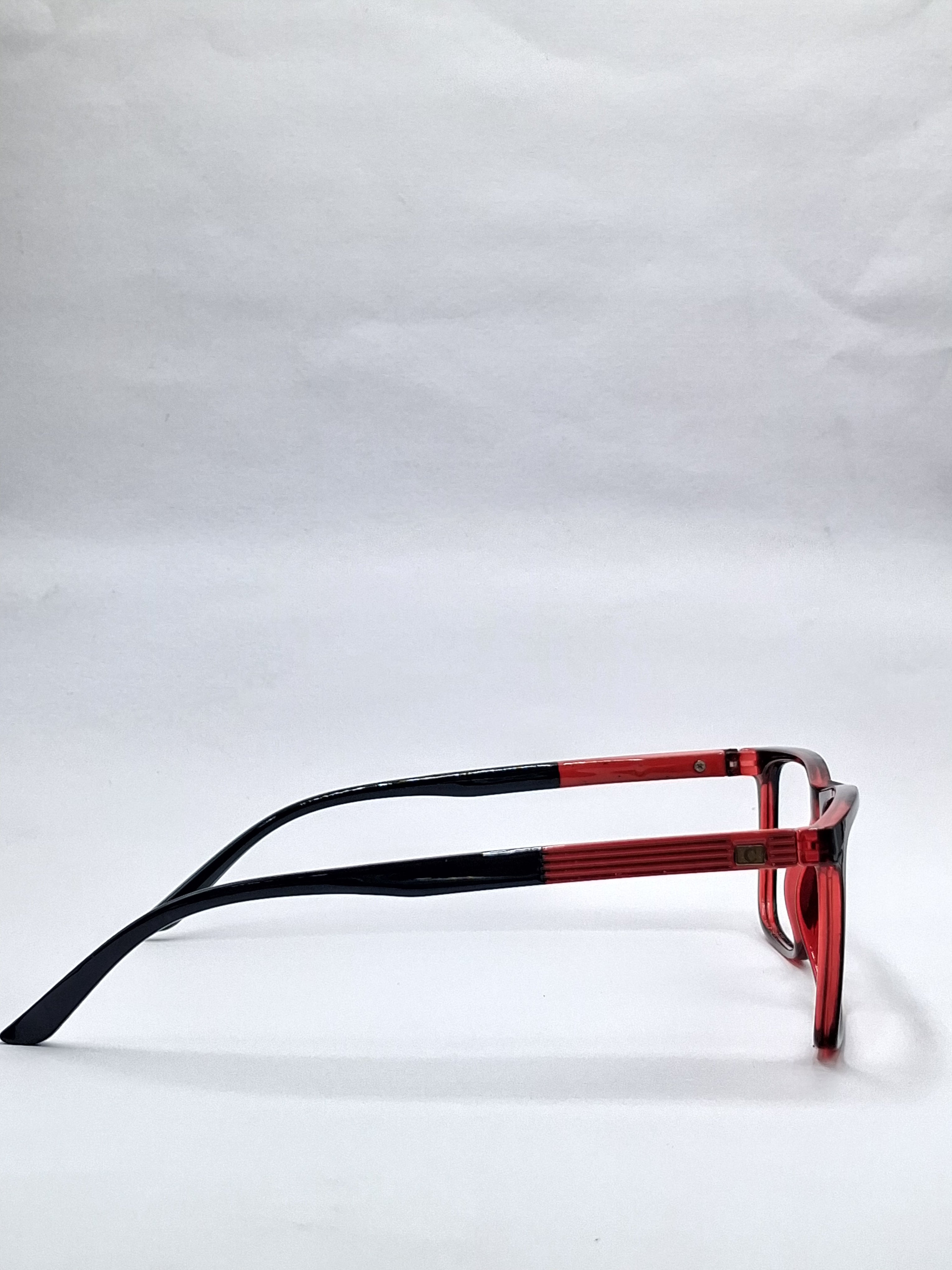 vision plus crystal red frame