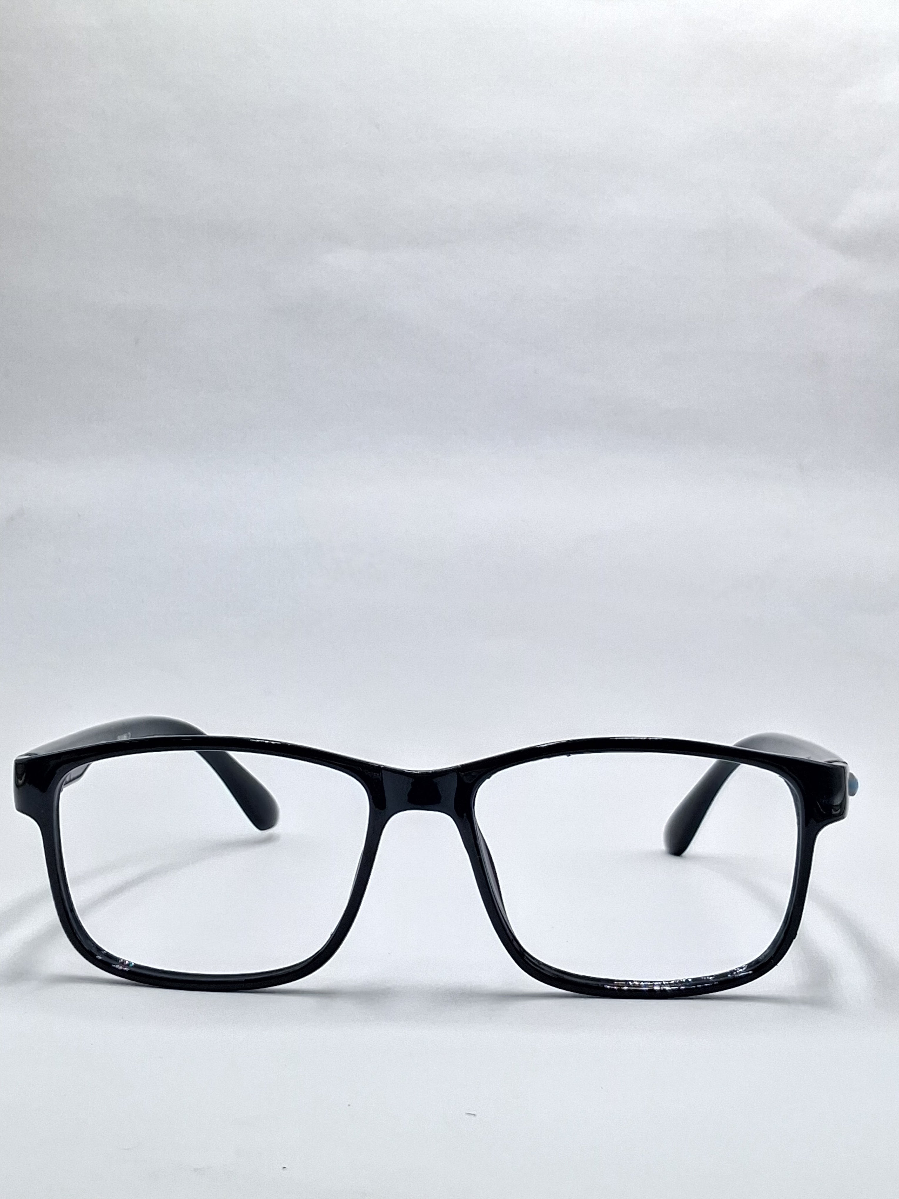 vision plus glossy black frame