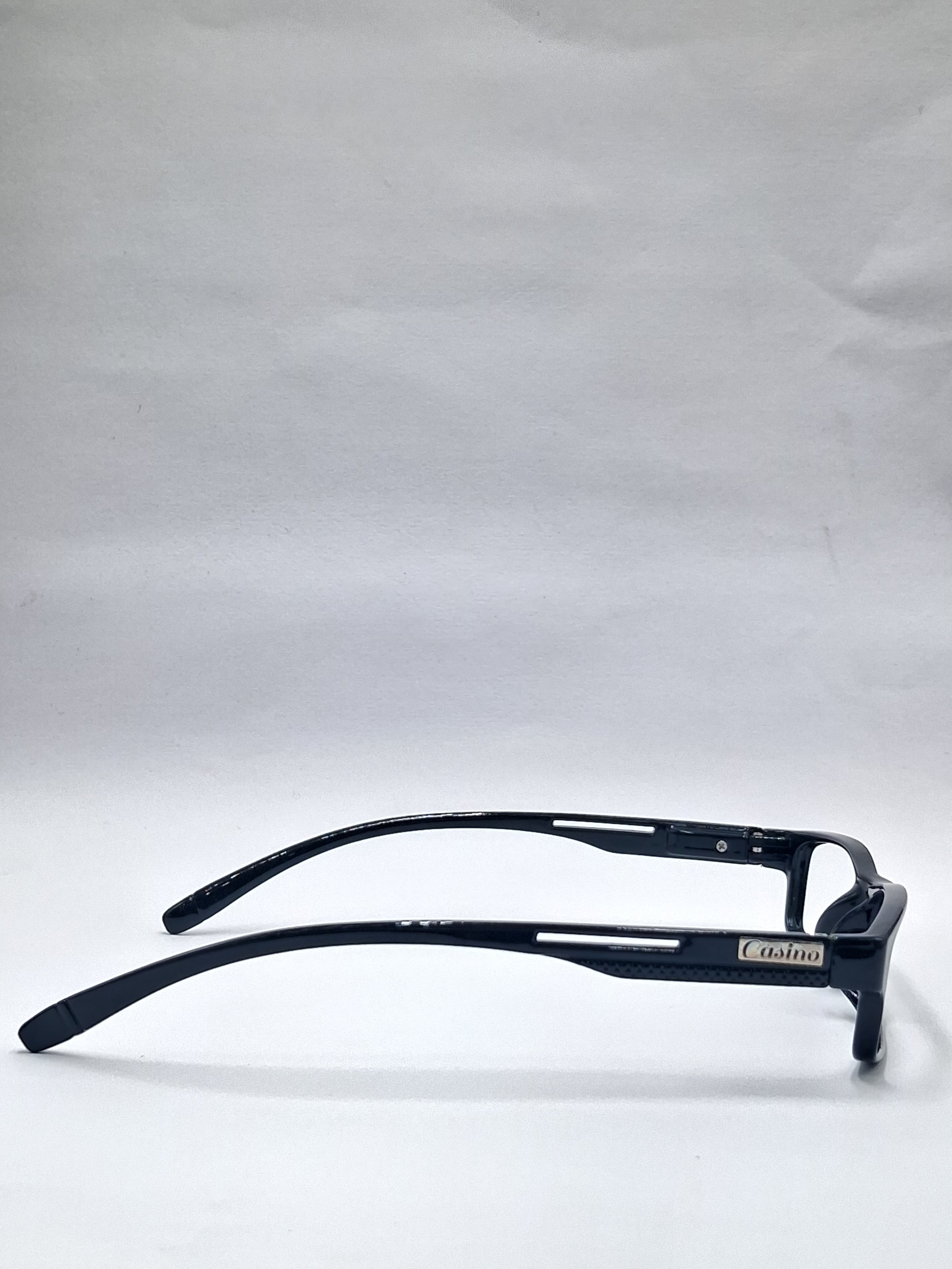 vision plus glossy black frame