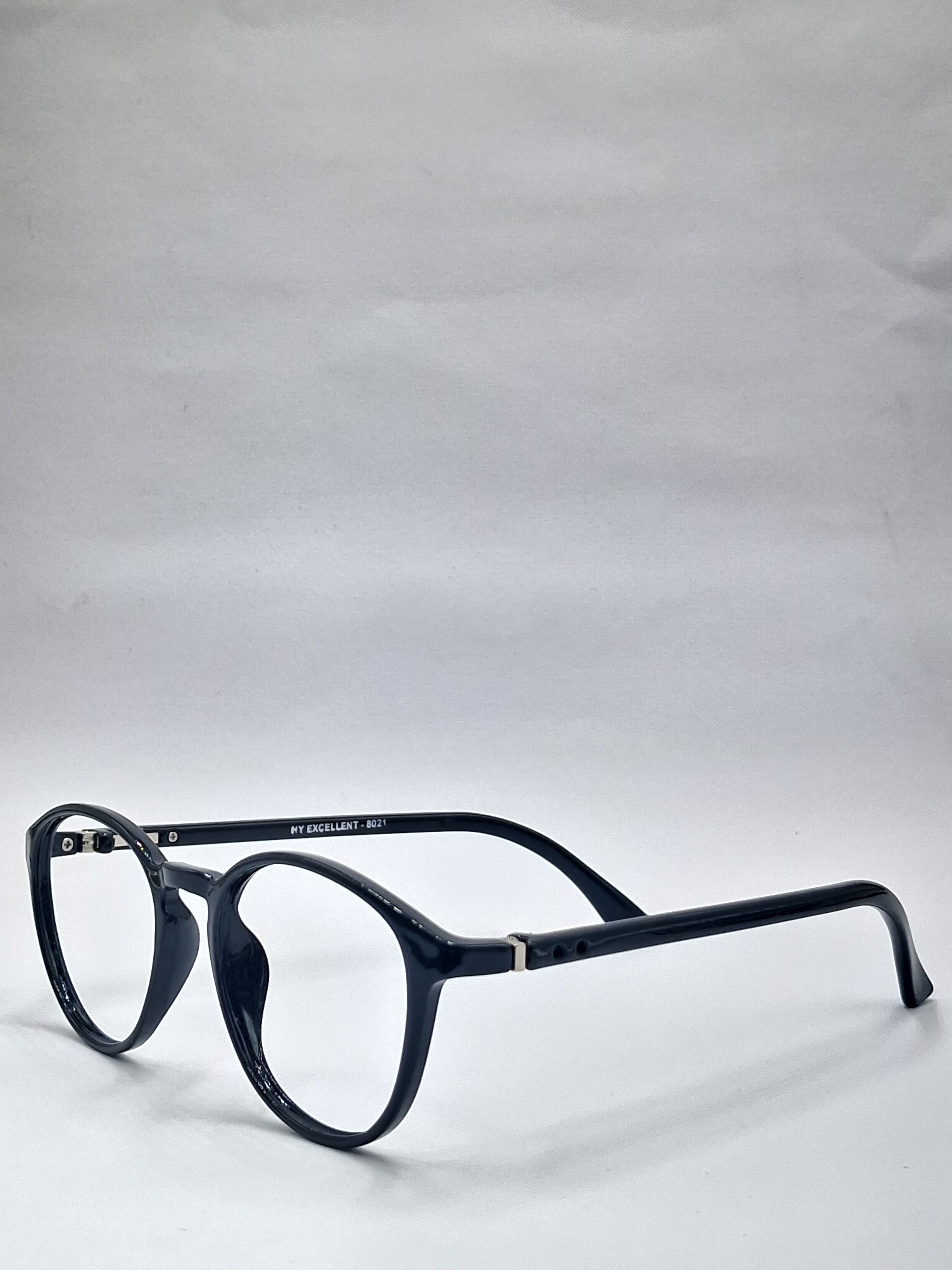 vision plus glossy black frame