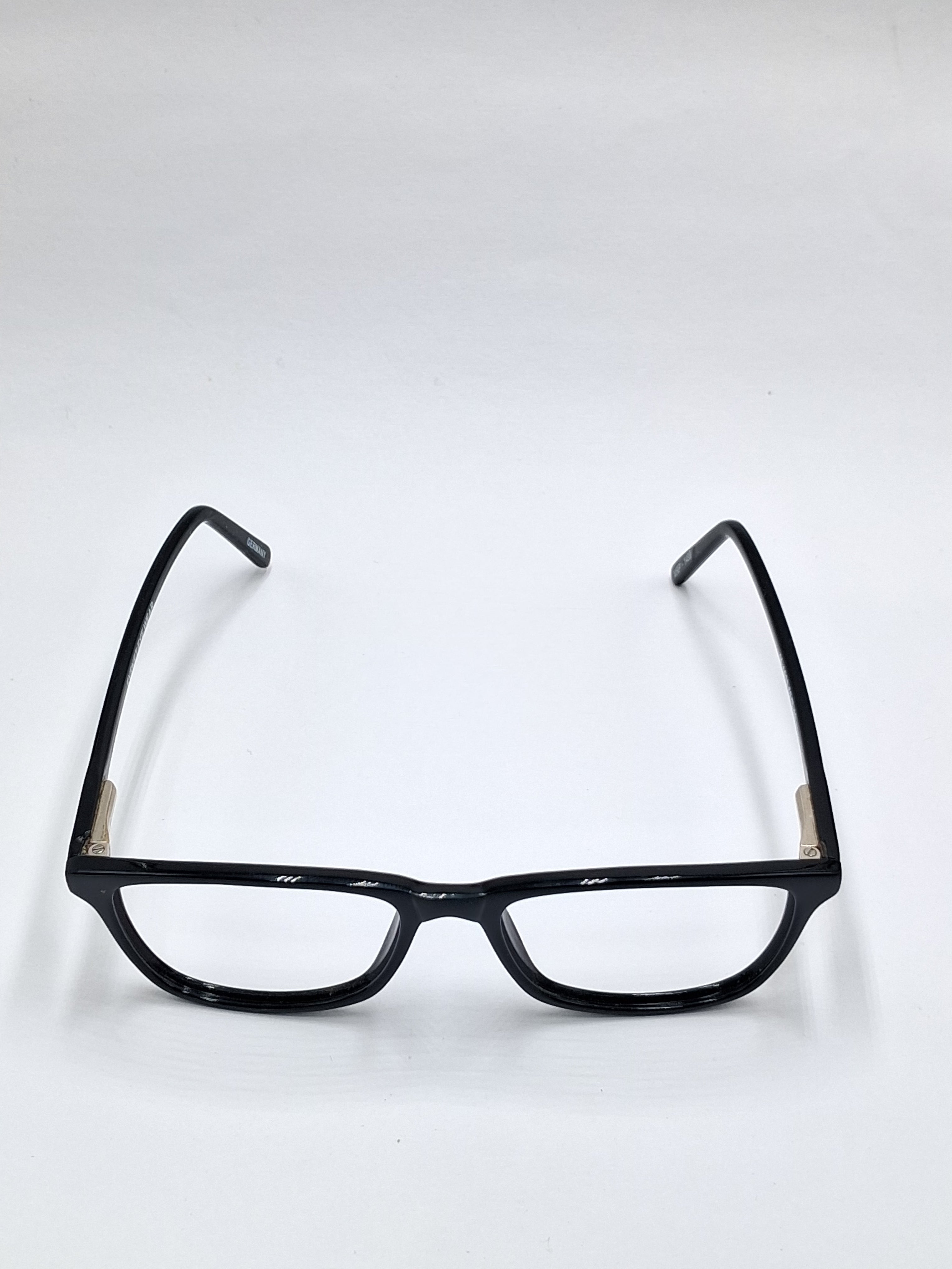 vision plus glossy black frame