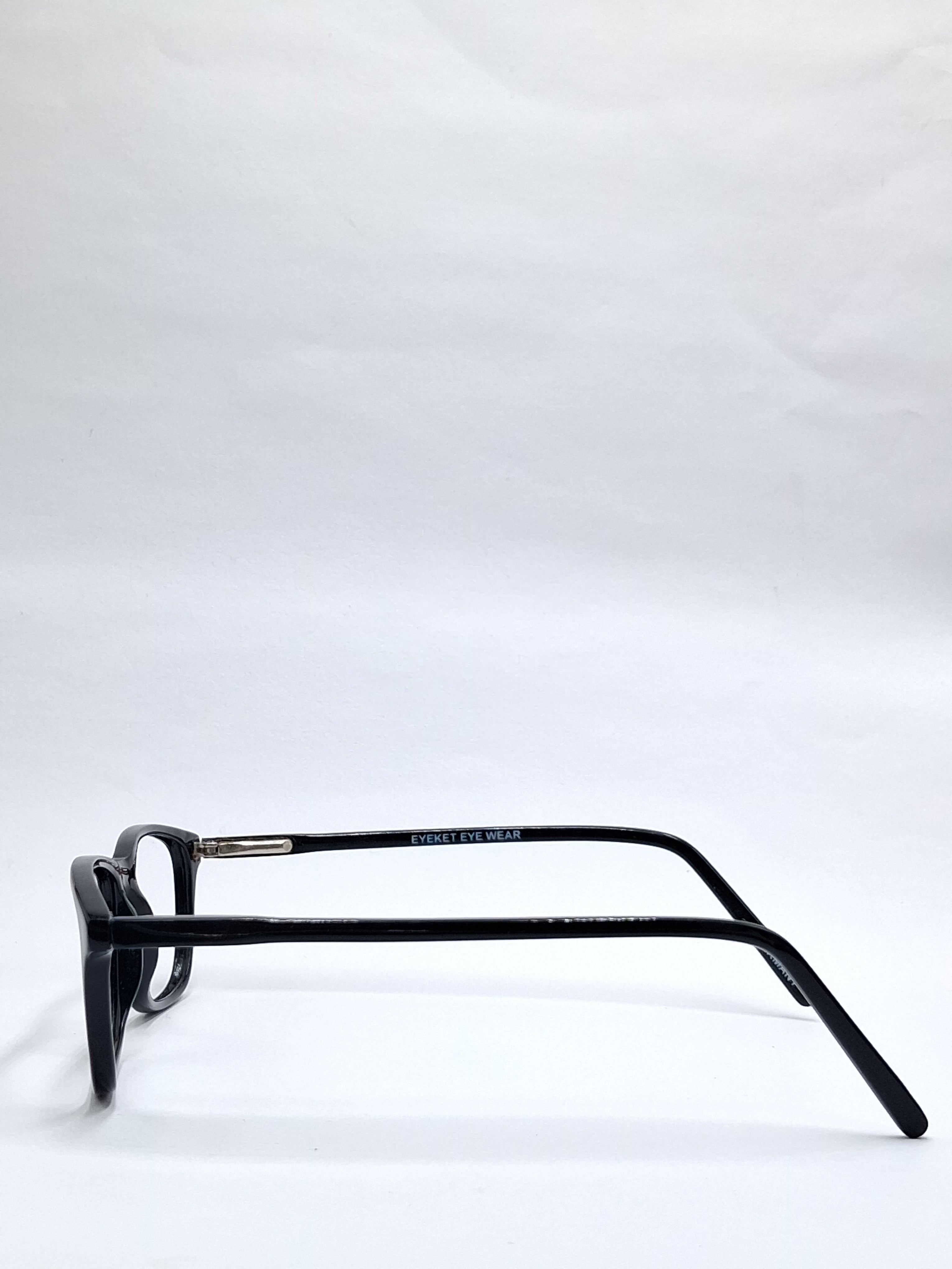 vision plus glossy black frame