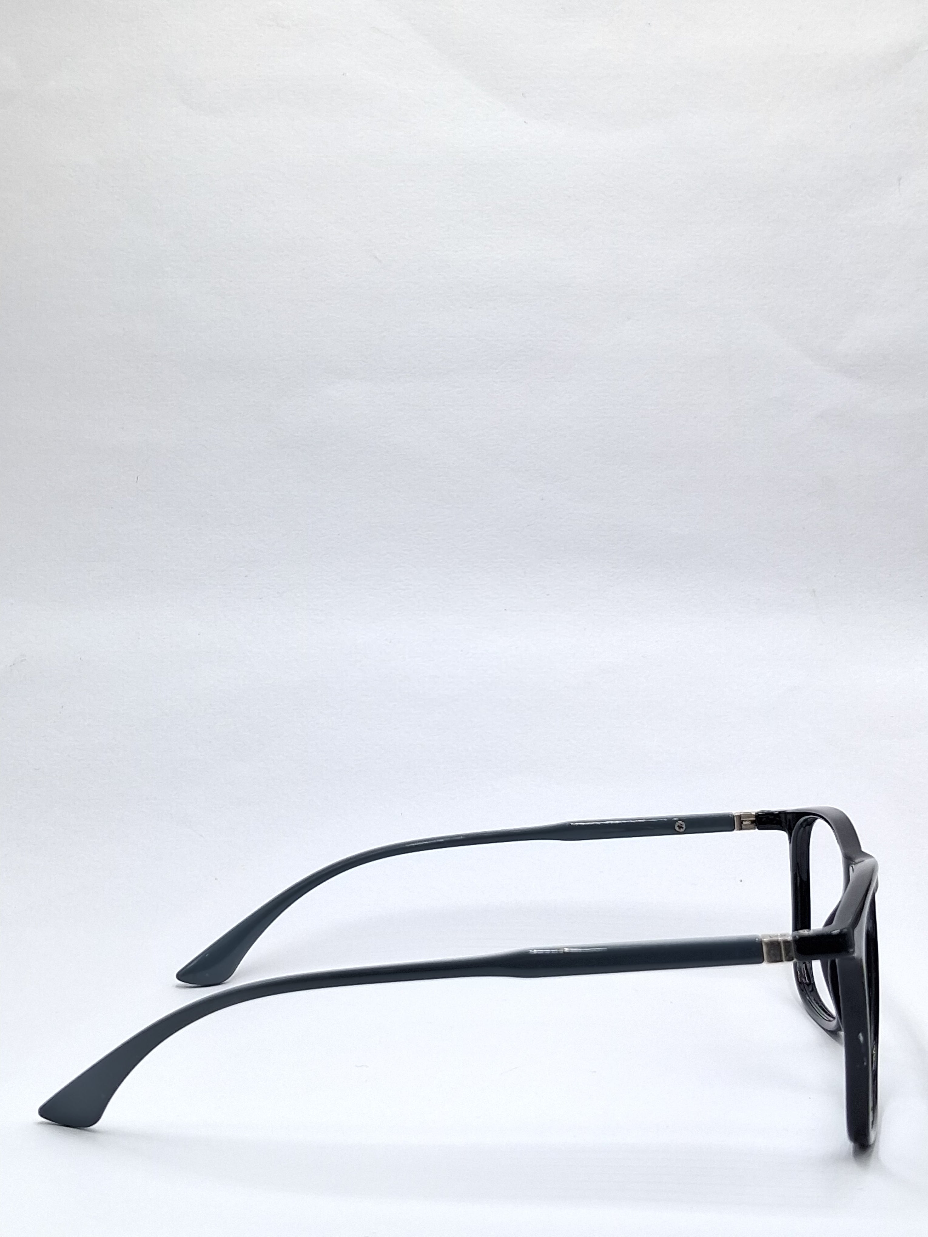 vision plus glossy black and gray stick frame
