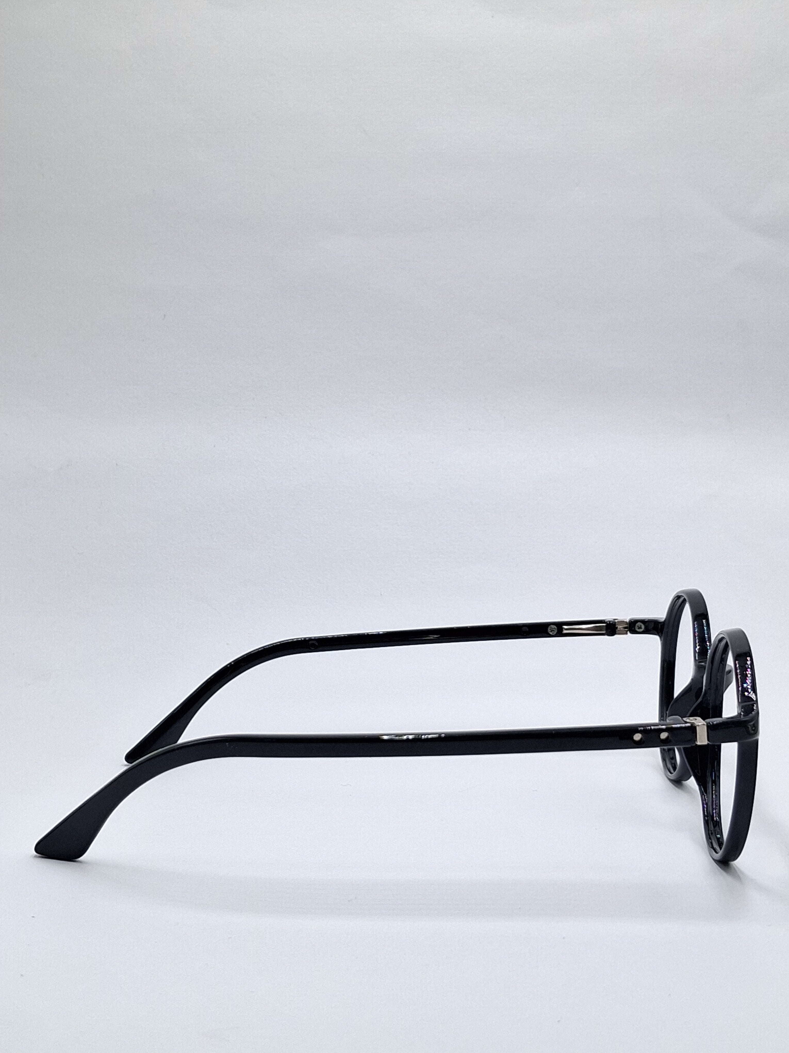 vision plus glossy black frame