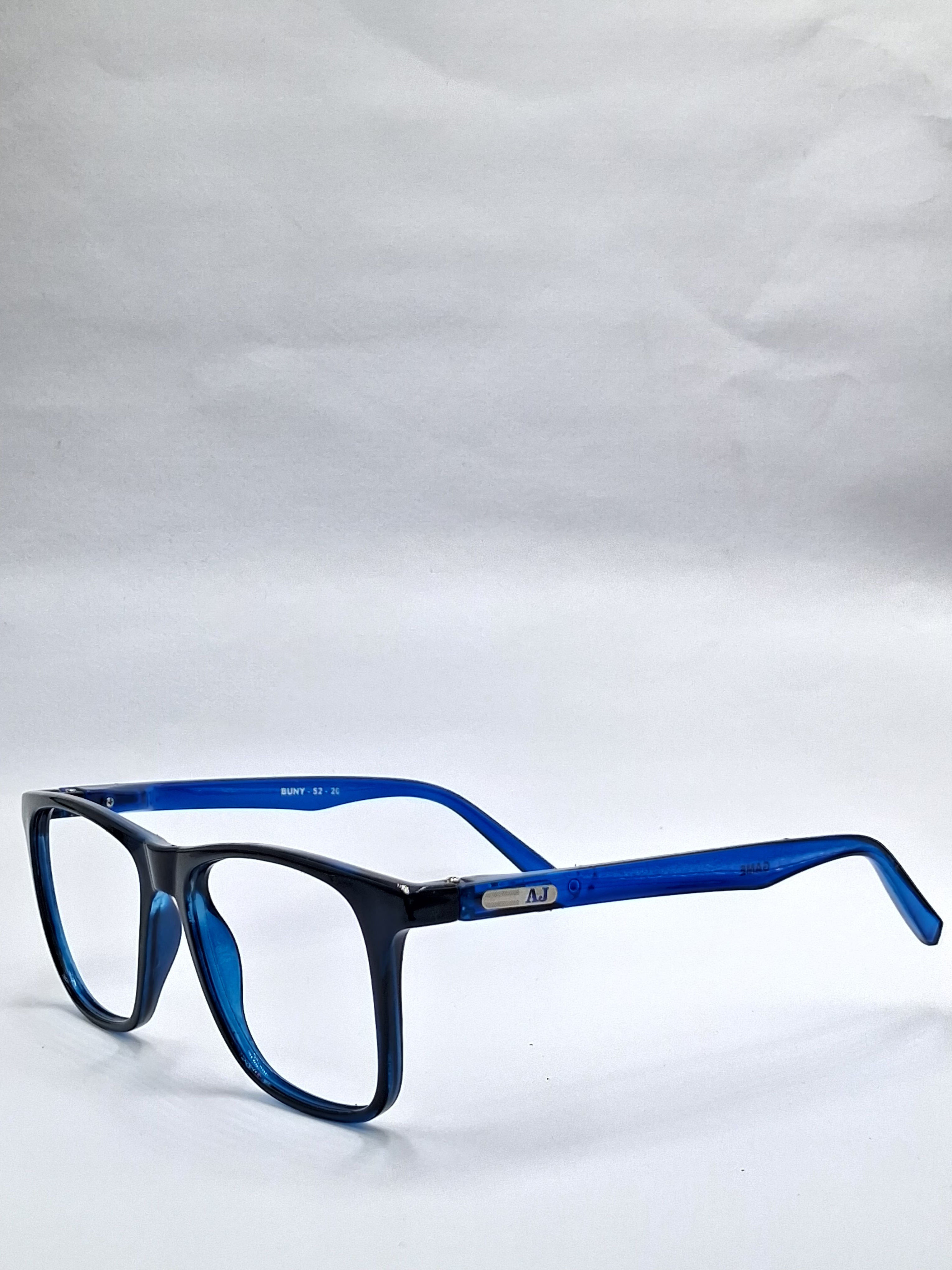 vision plus glossy black with crystal blue frame