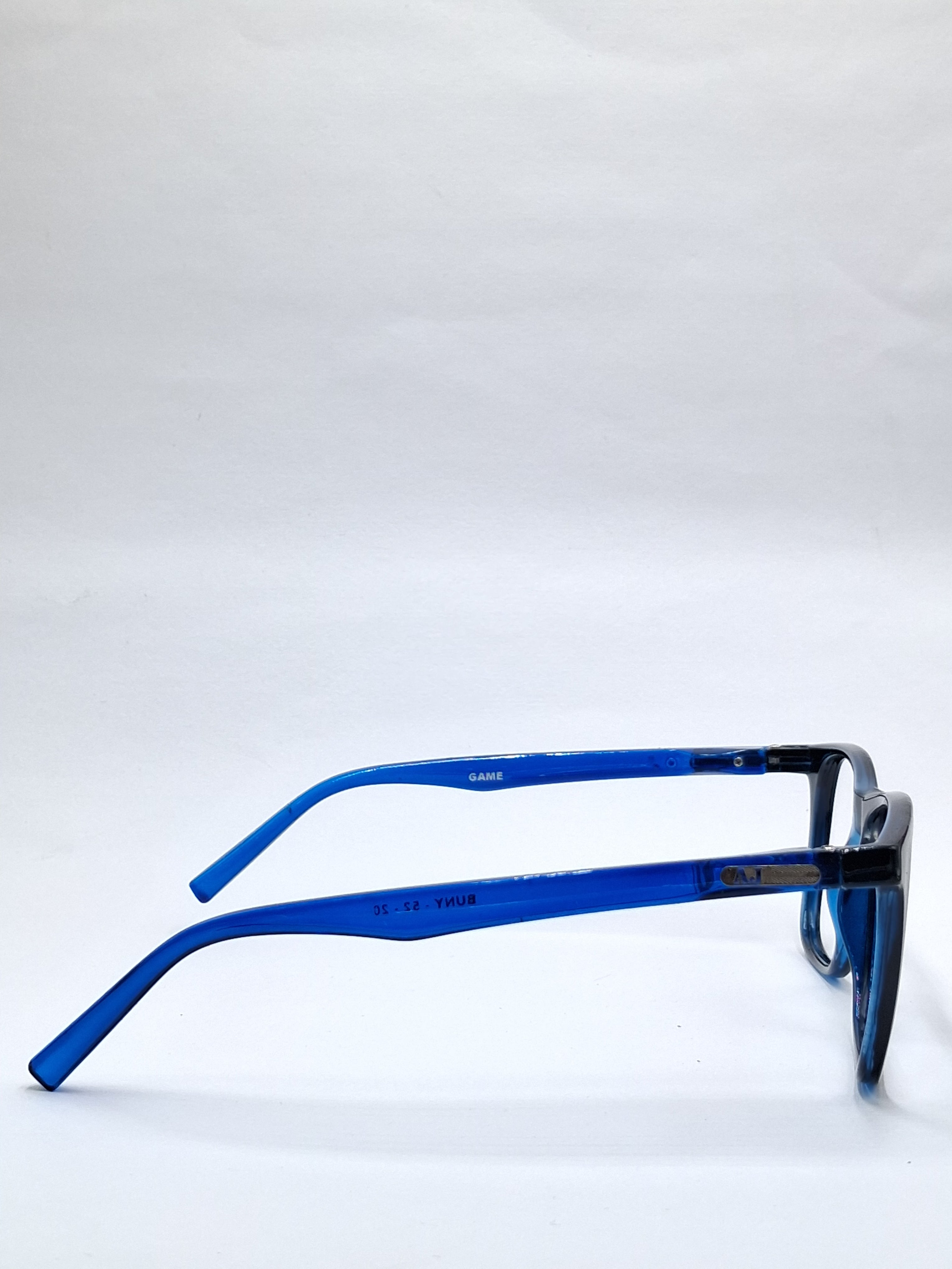 vision plus glossy black with crystal blue frame