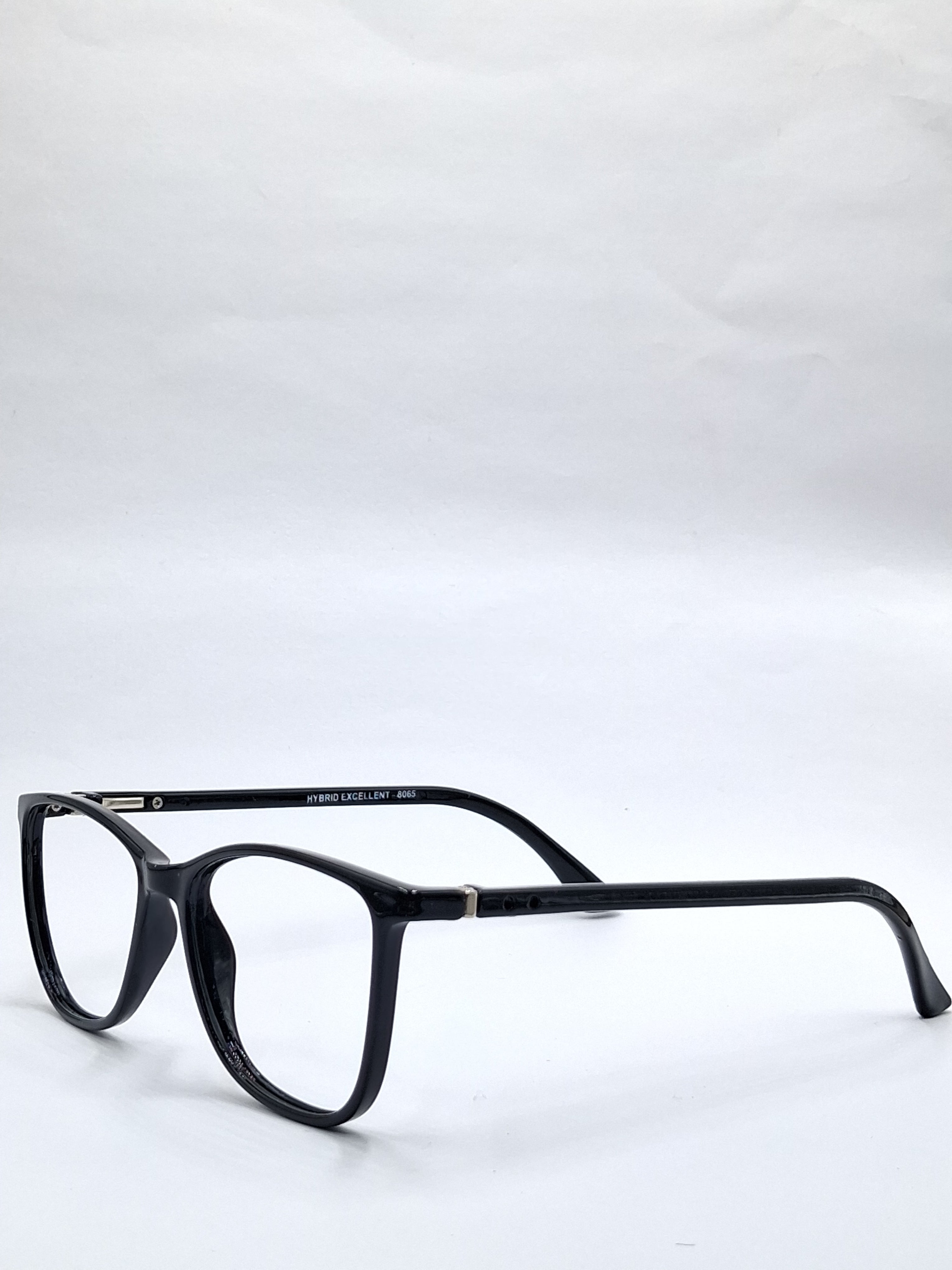 vision plus glossy black frame