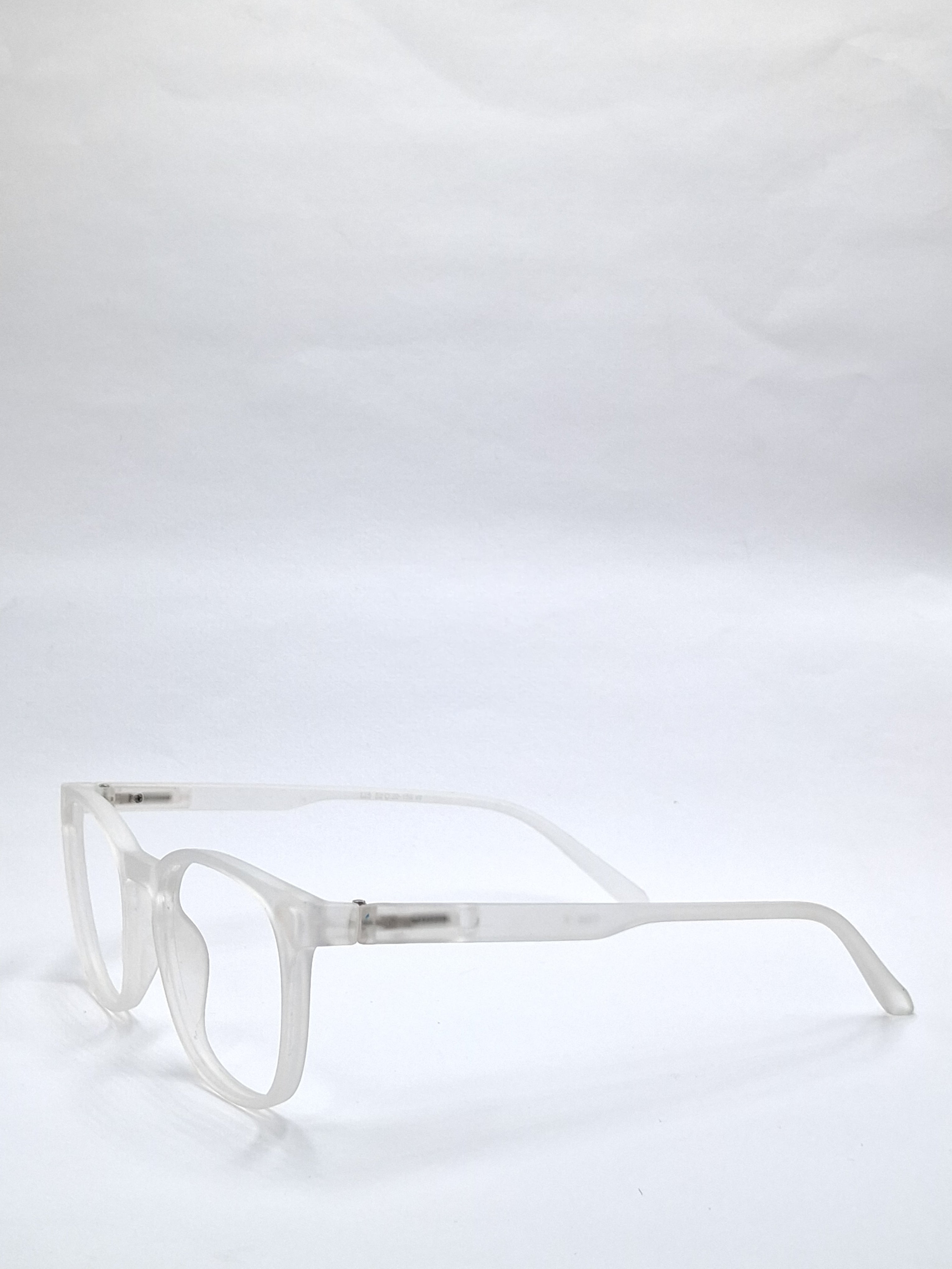 vision plus crystal matte white frame