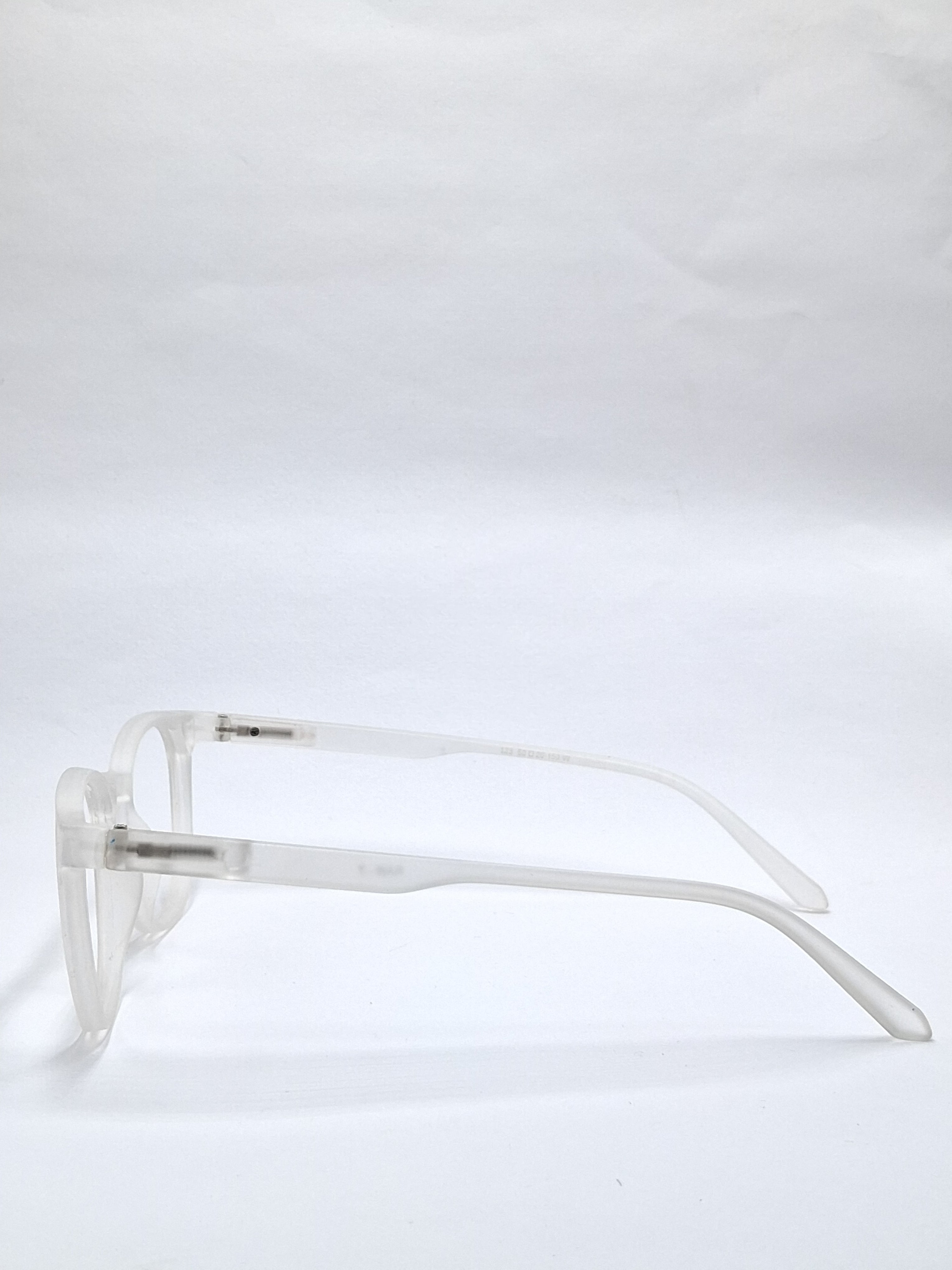 vision plus crystal matte white frame