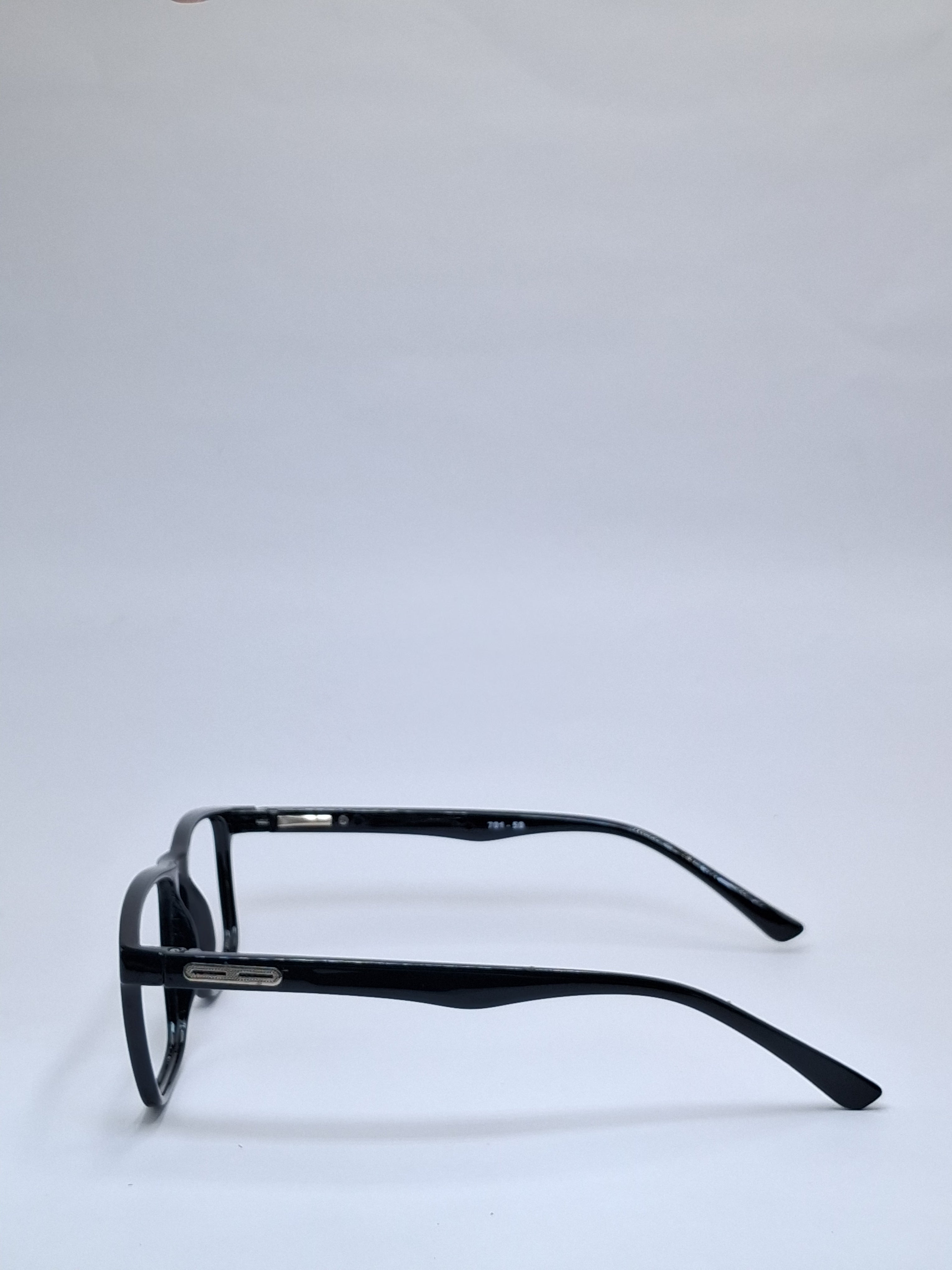 vision plus glossy black frame