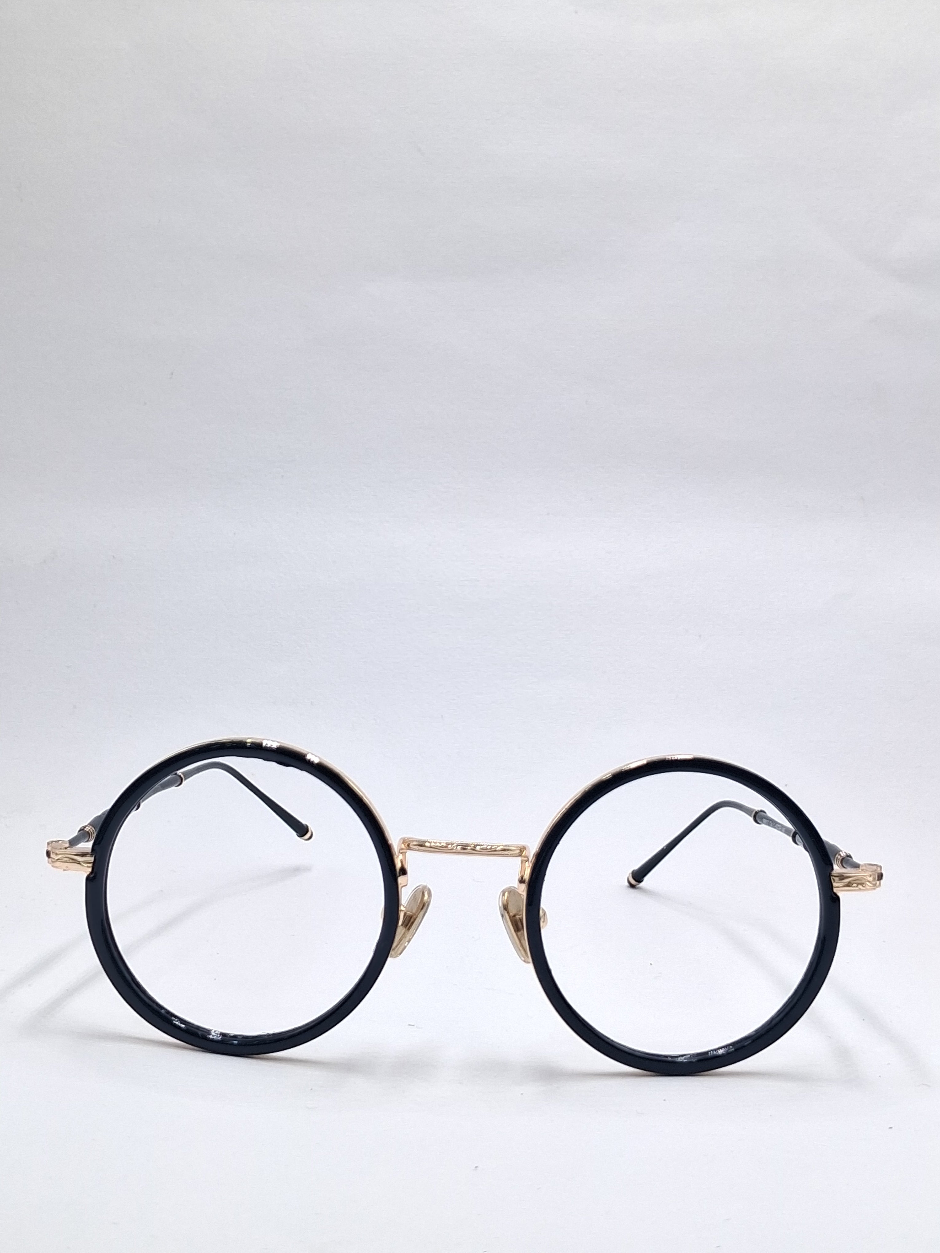 vision plus metallic black and gold metal frame