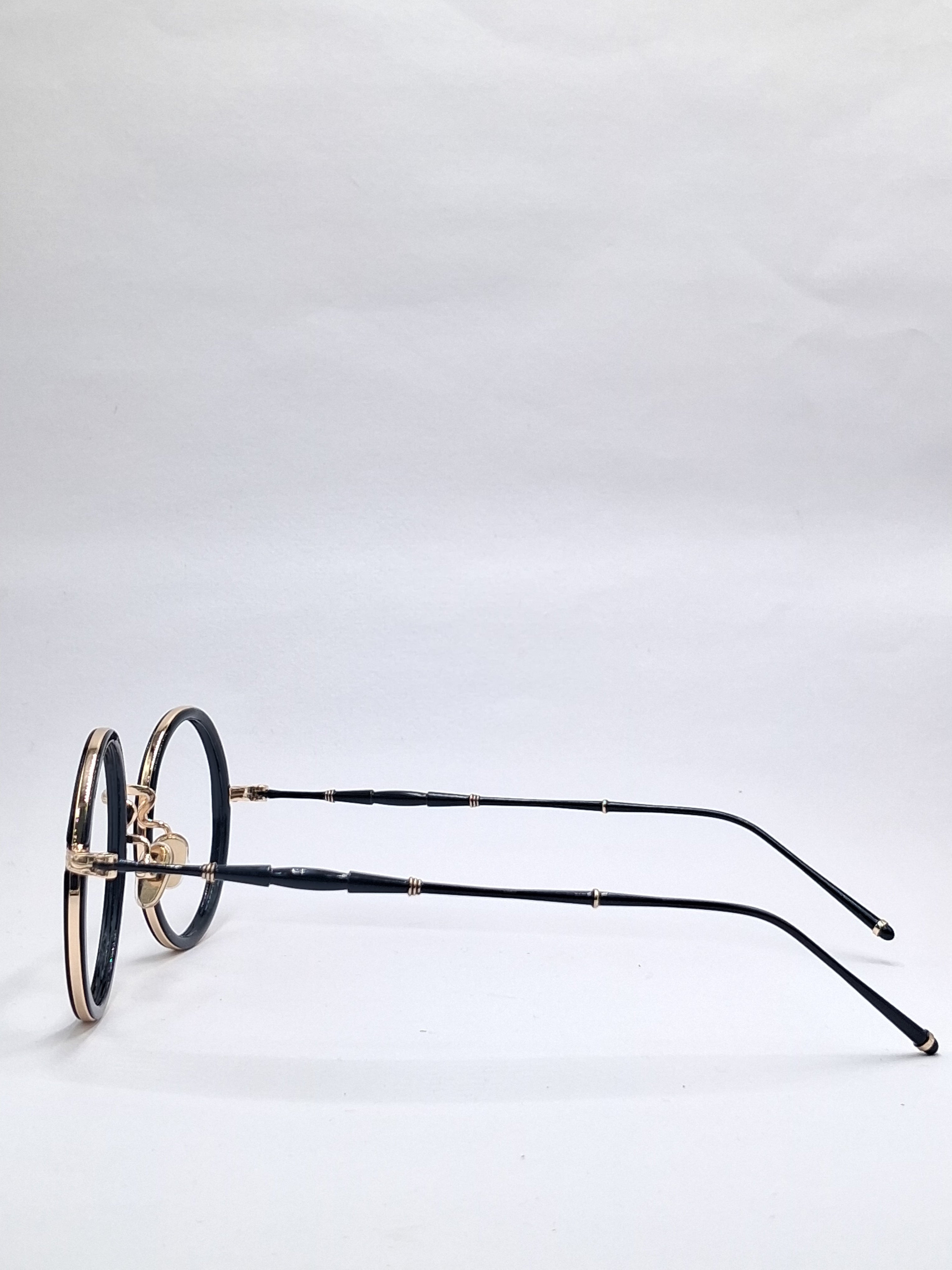 vision plus metallic black and gold metal frame