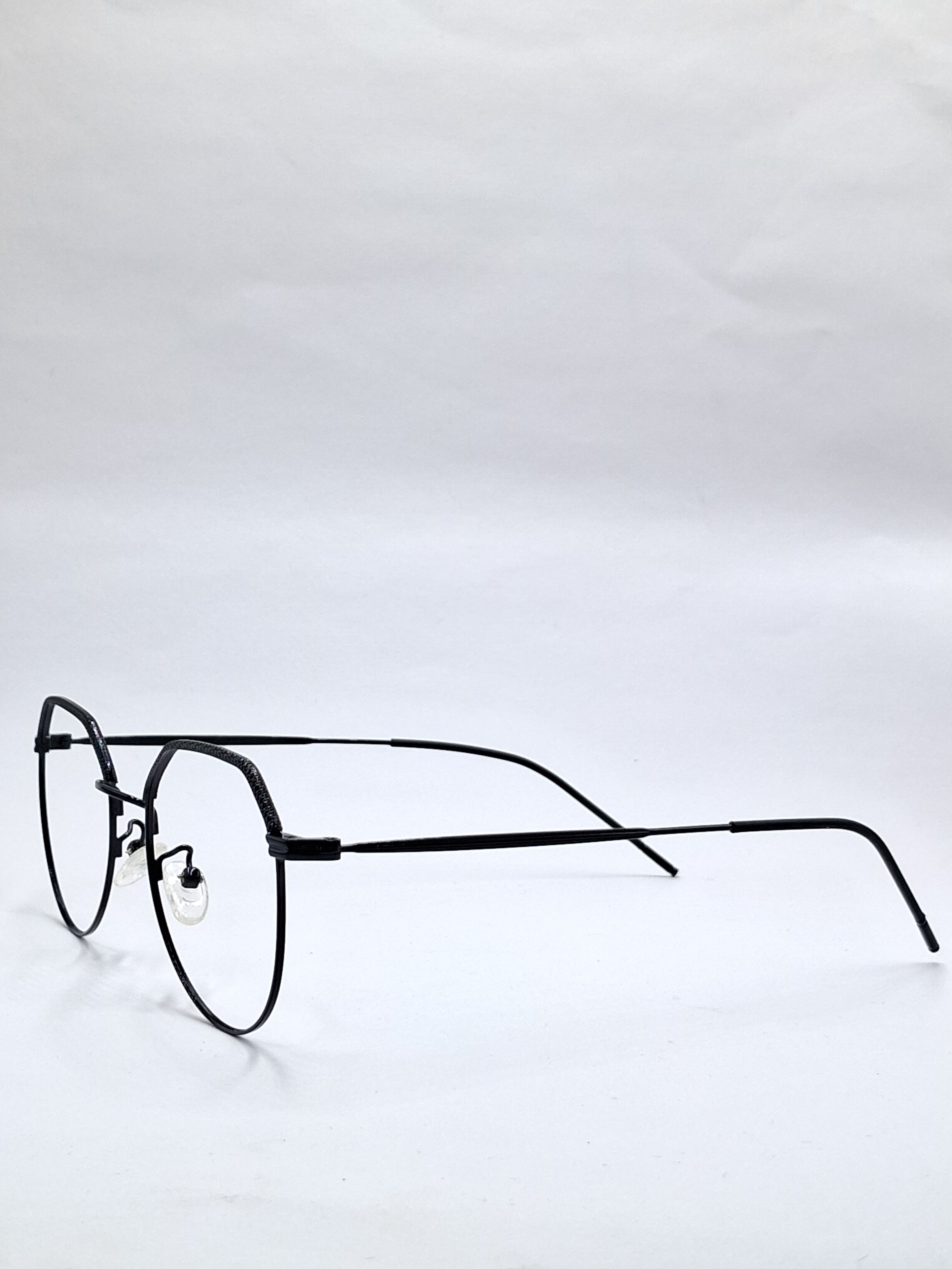 vision plus all black metal frame