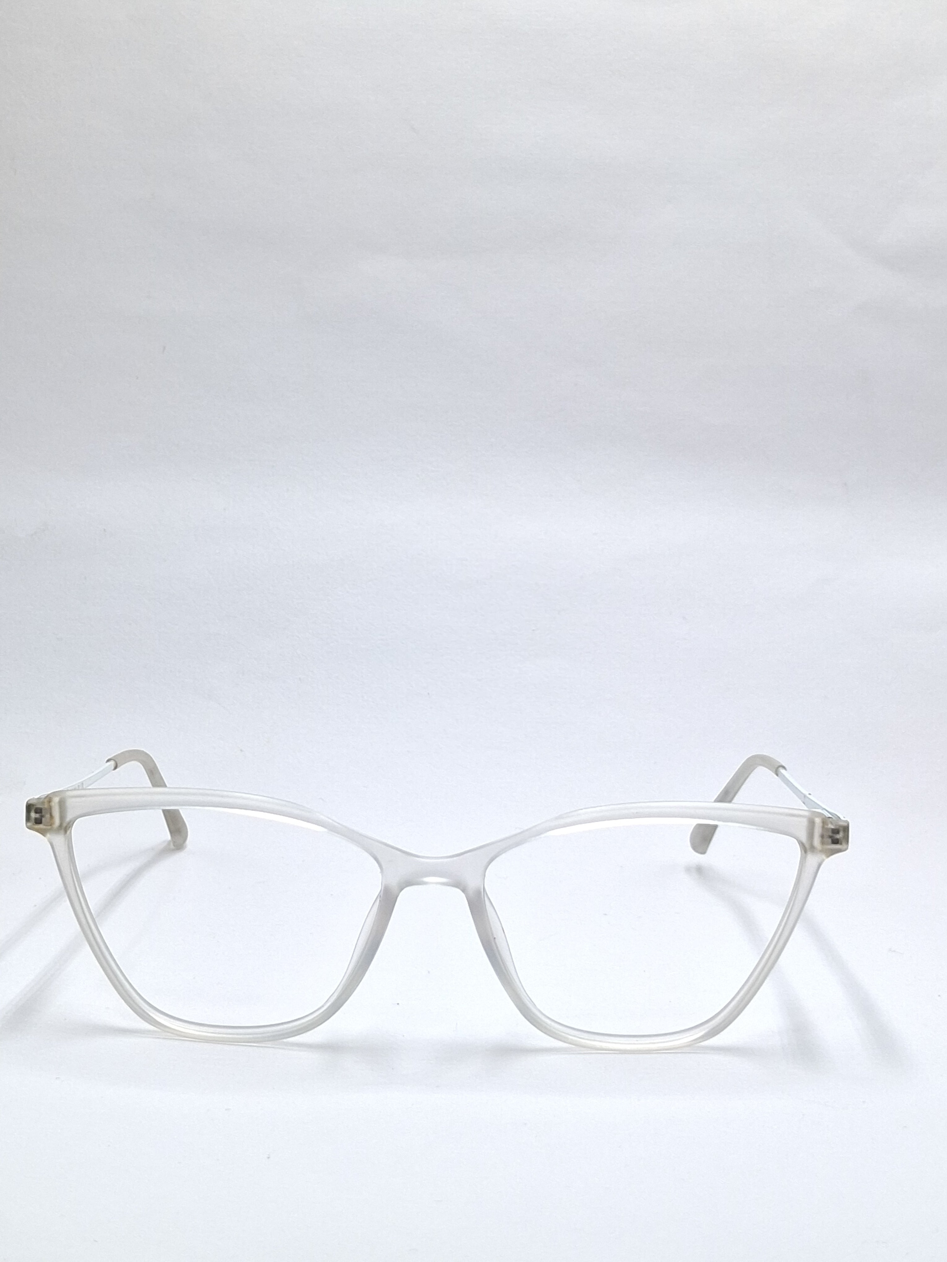 vision plus matte crystal white with metal stick frame