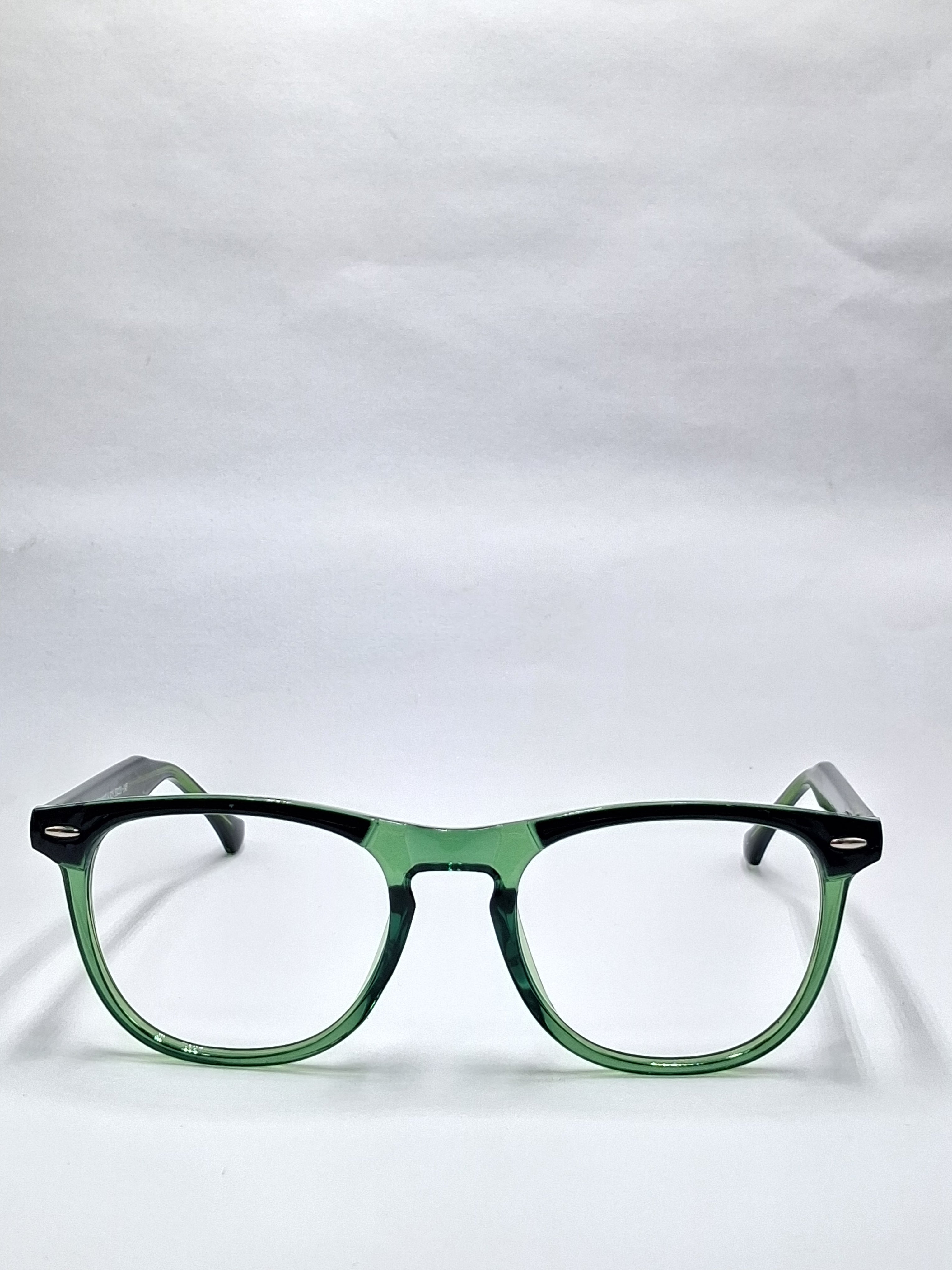 vision plus crystal green and black frame