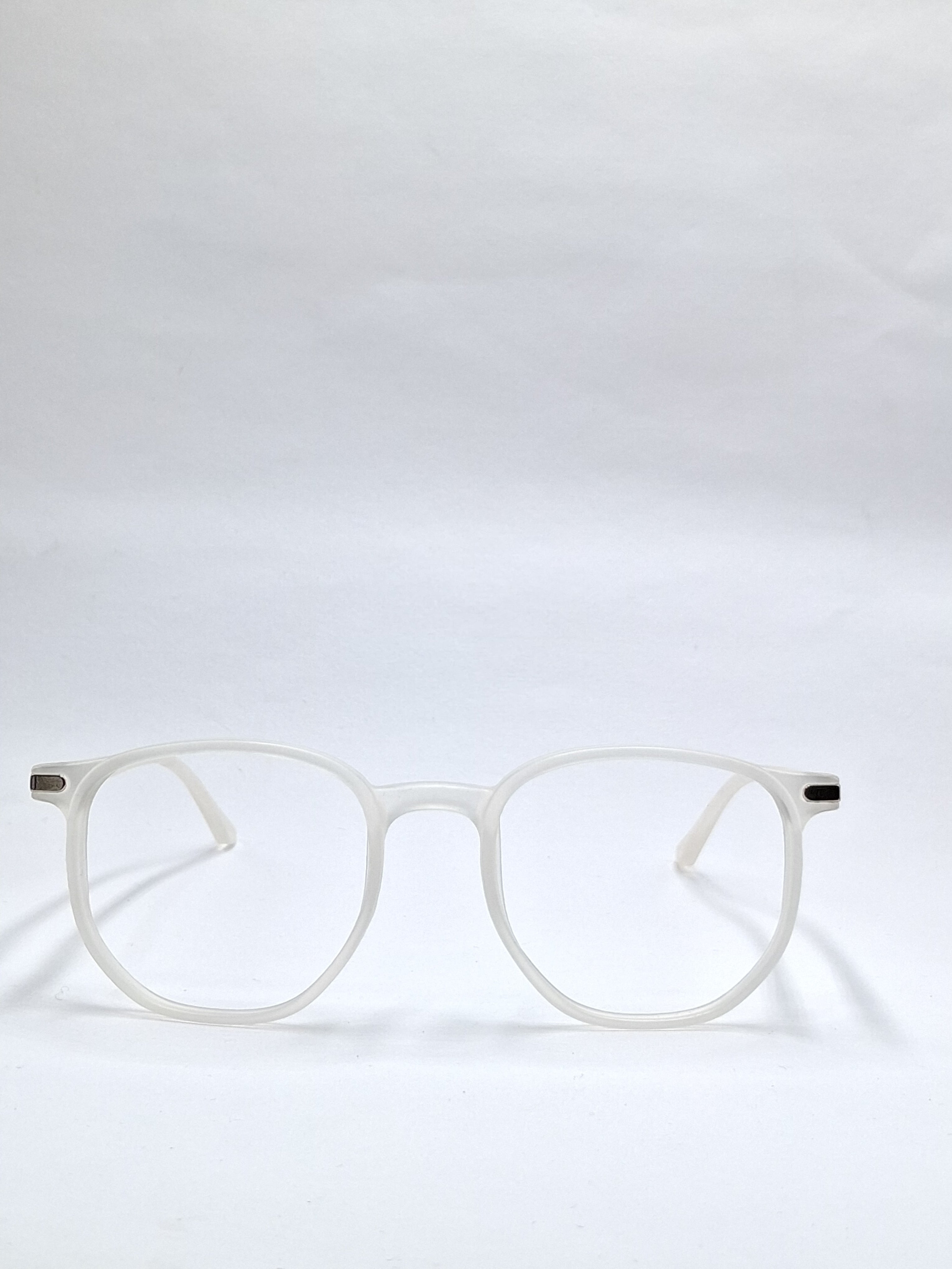 vision plus matte white frame