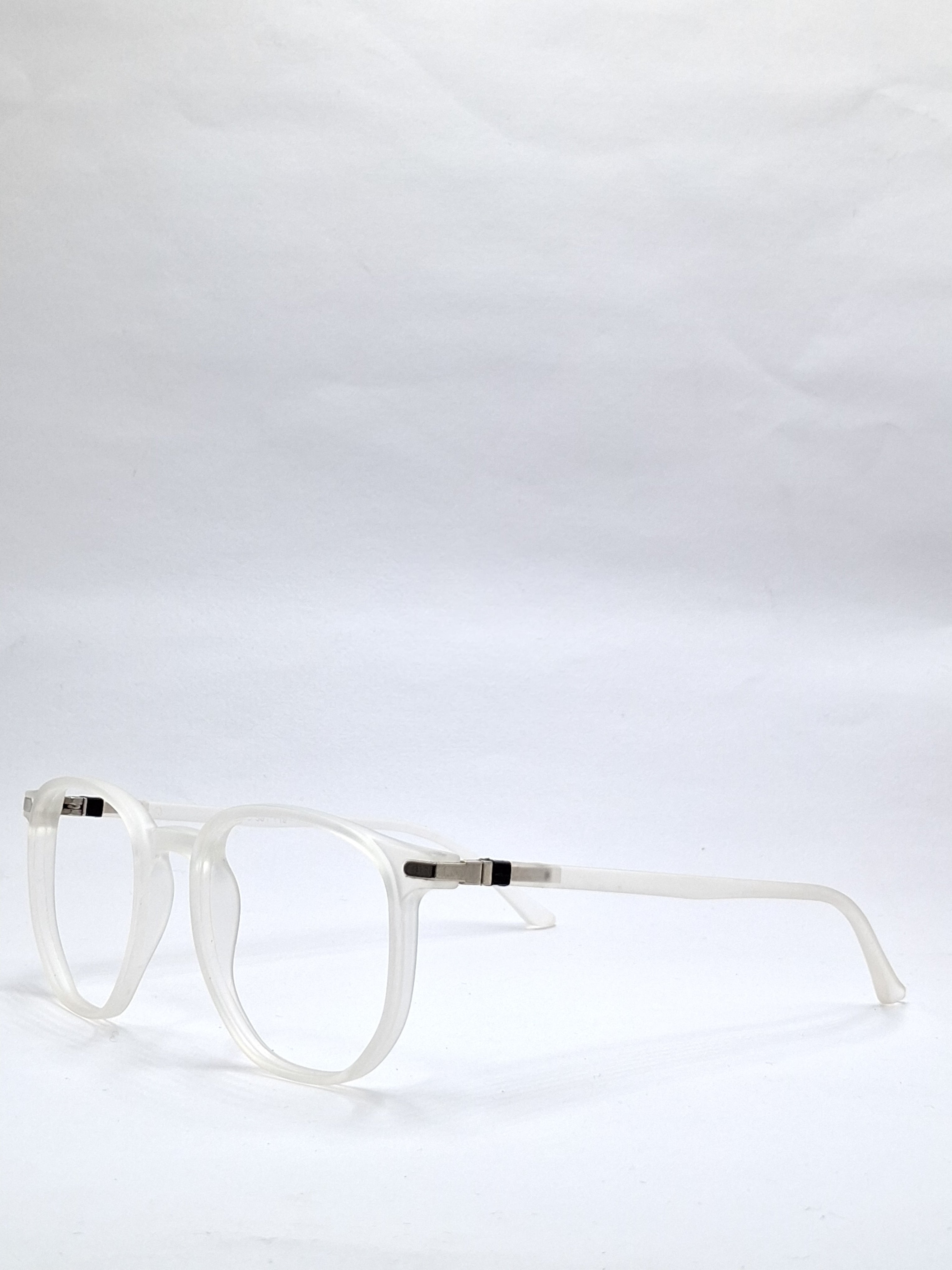 vision plus matte white frame