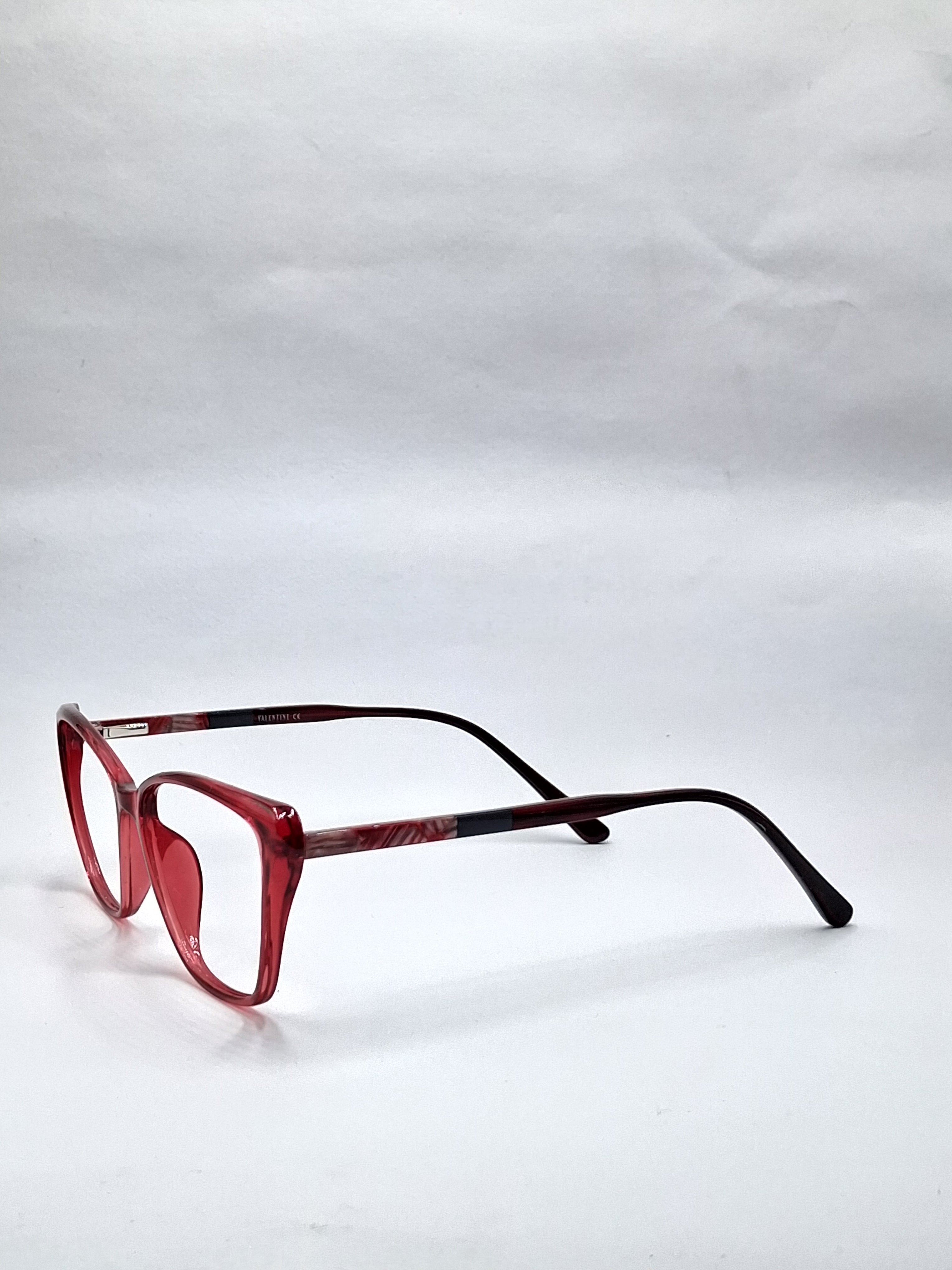 vision plus crystal red frame