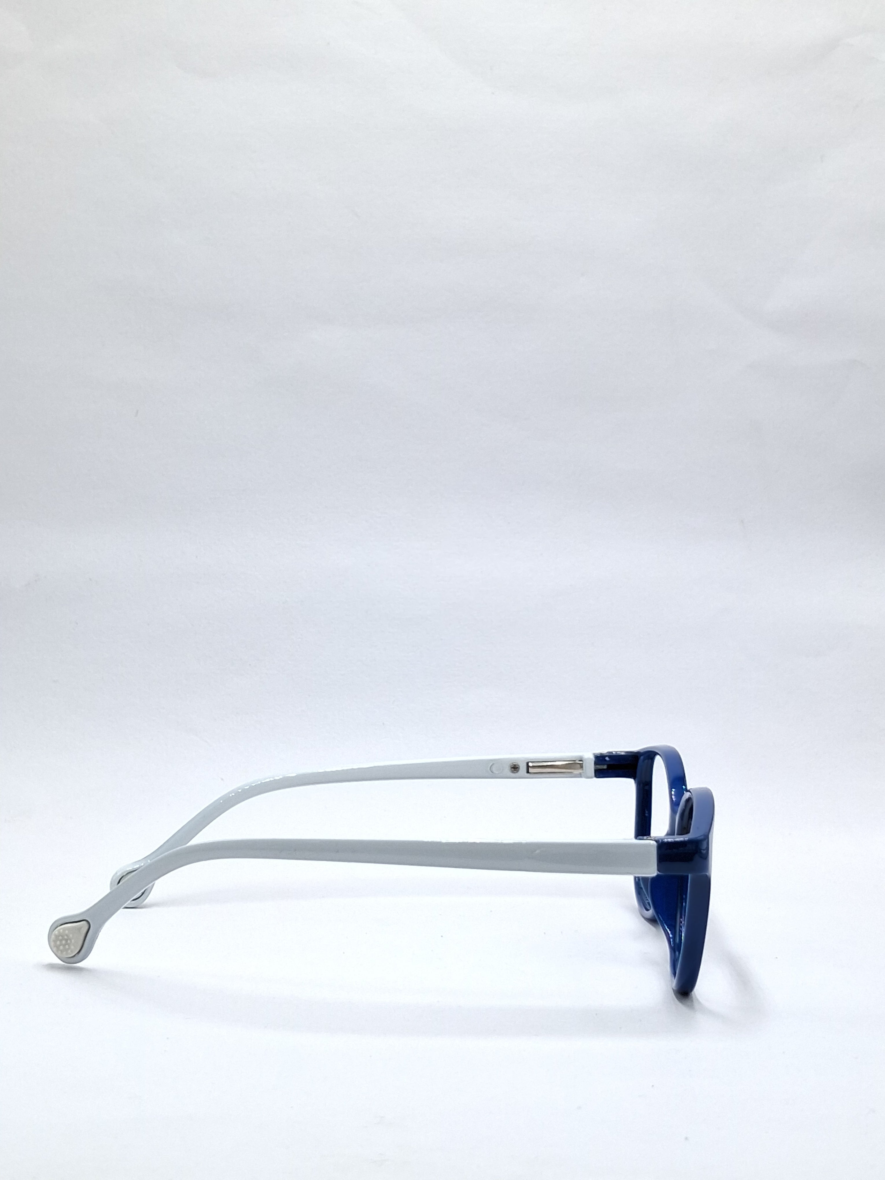 vision plus blue and white stick kids frame