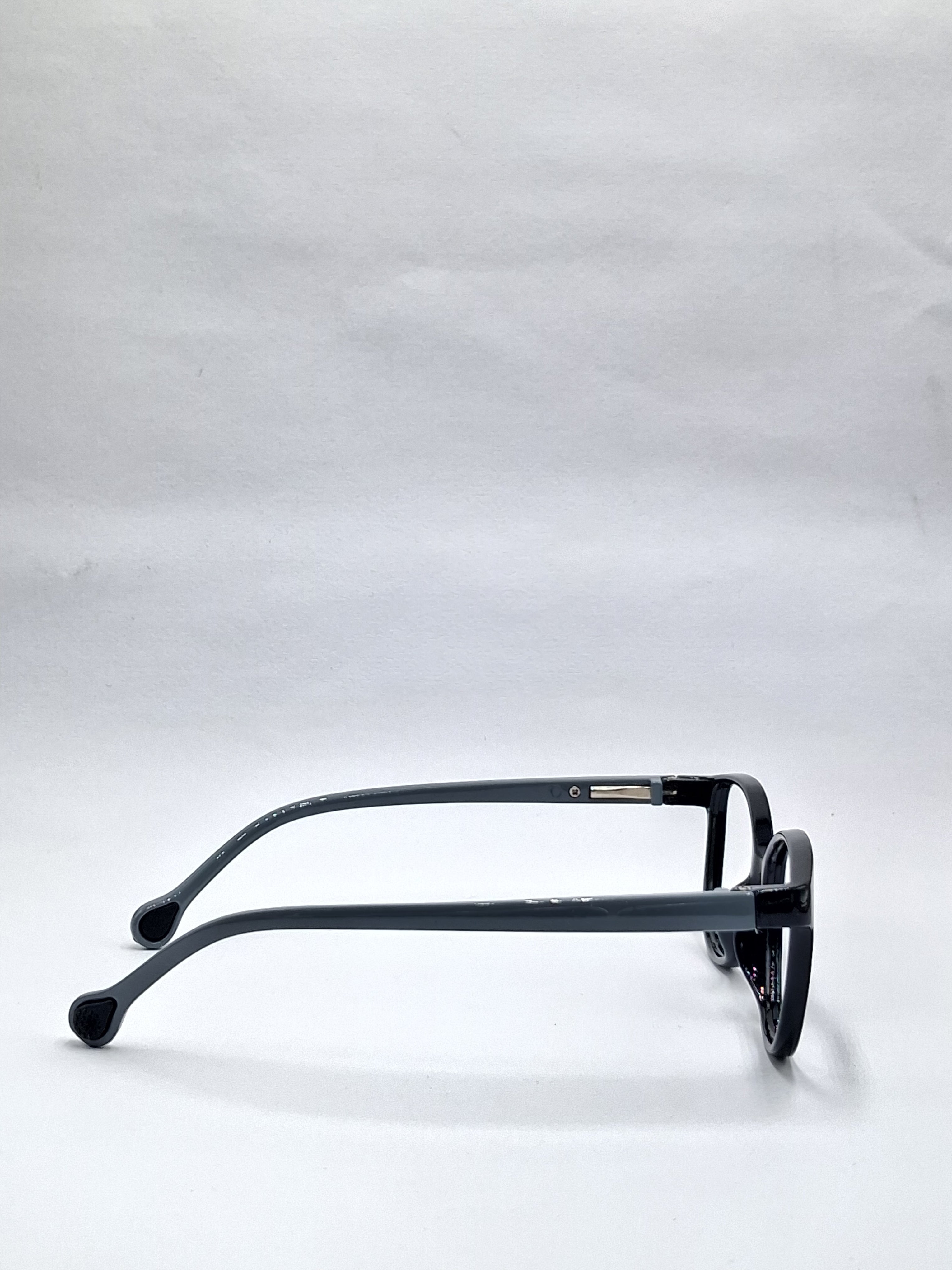 vision plus glossy black with gray stick kids frame