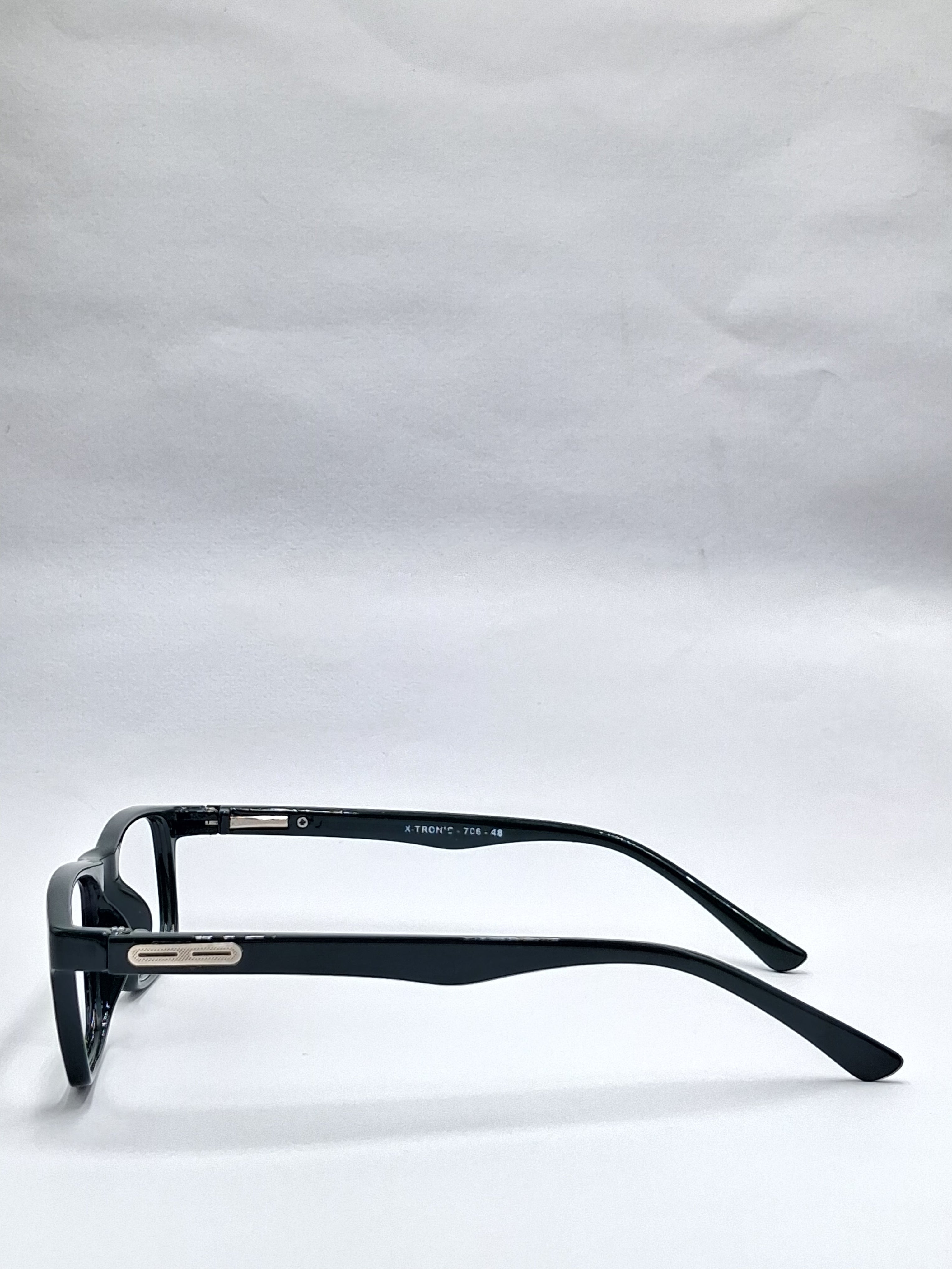 vision plus dark green frame
