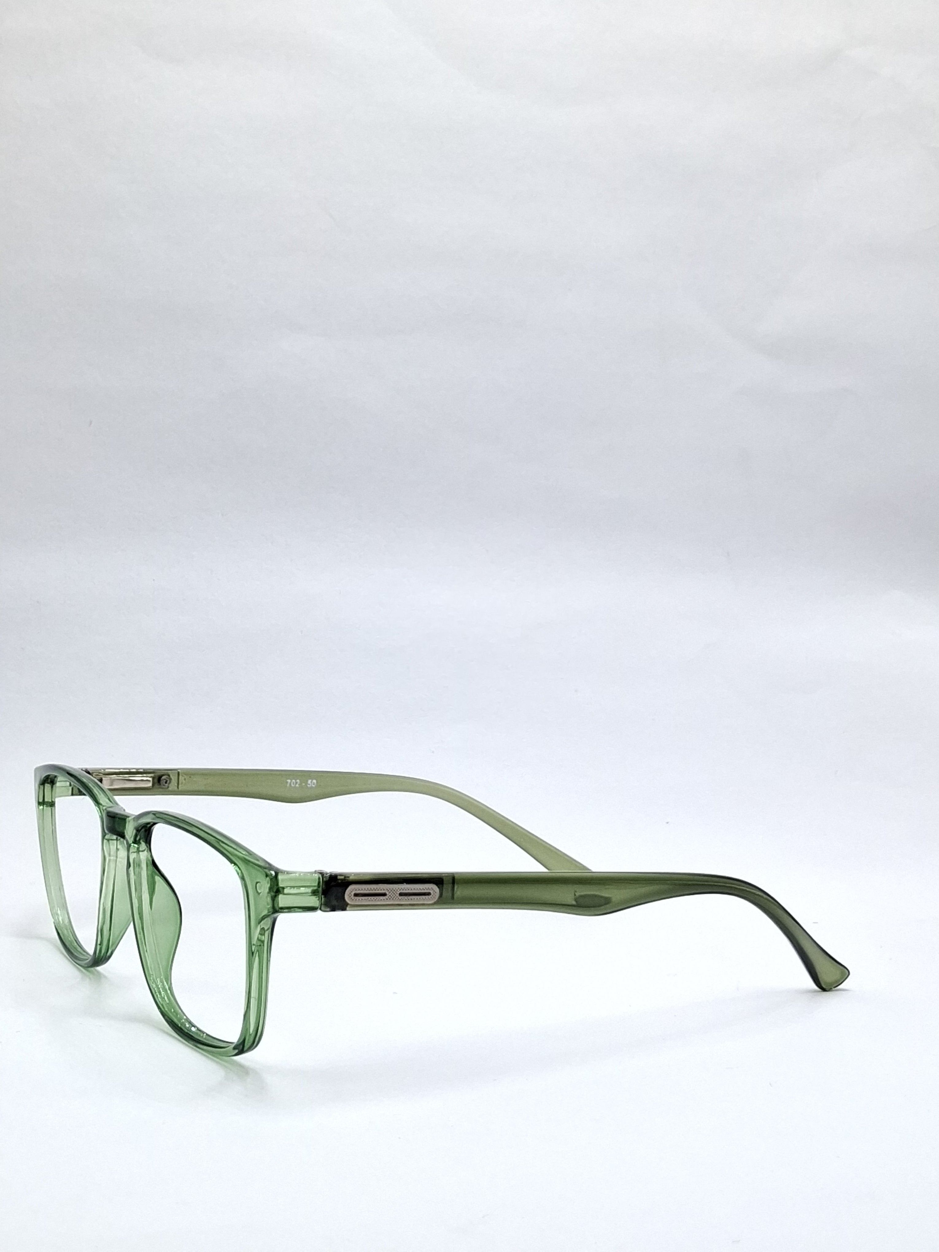 vision plus crystal green frame