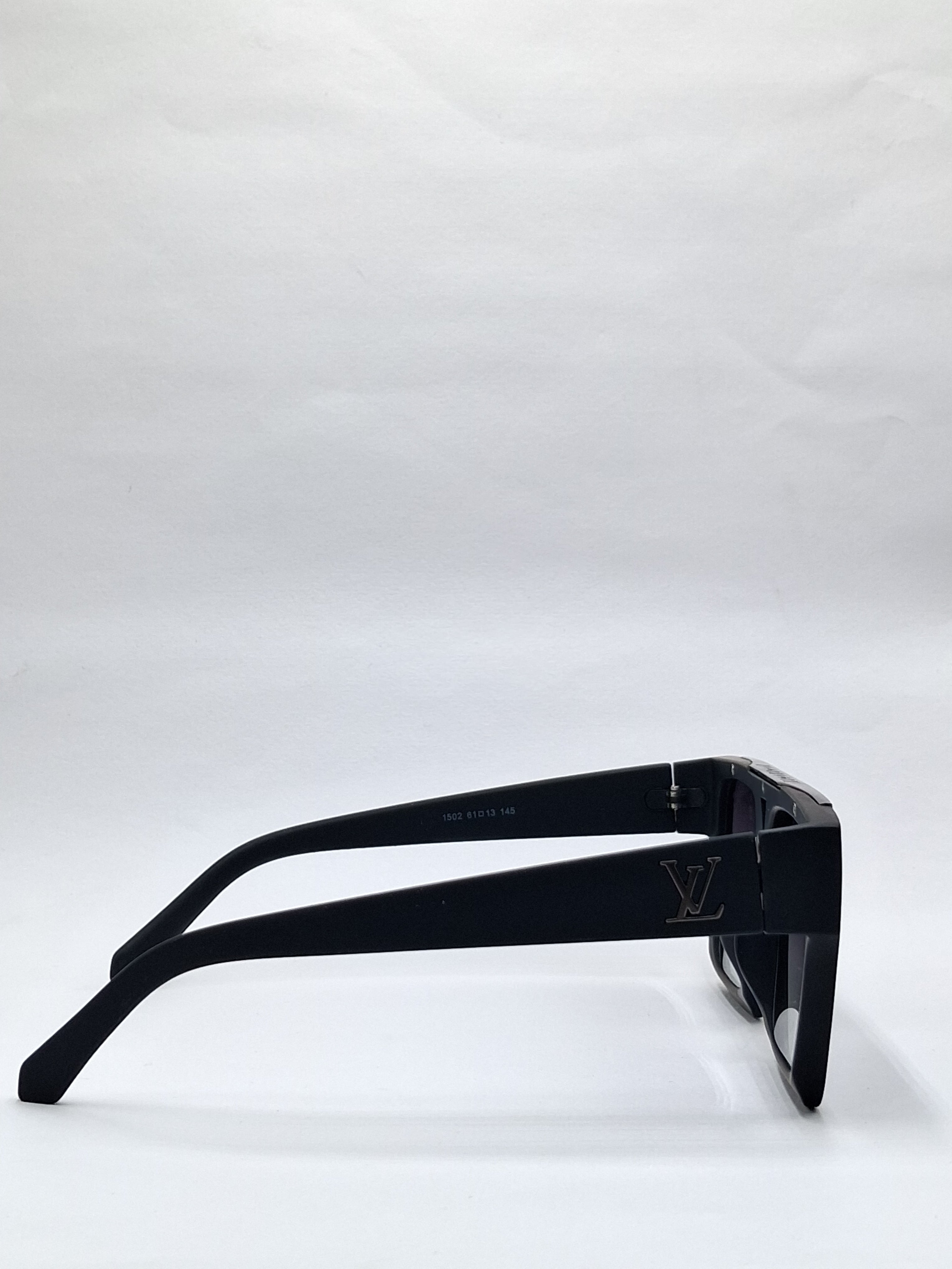 vision plus black sunglasses