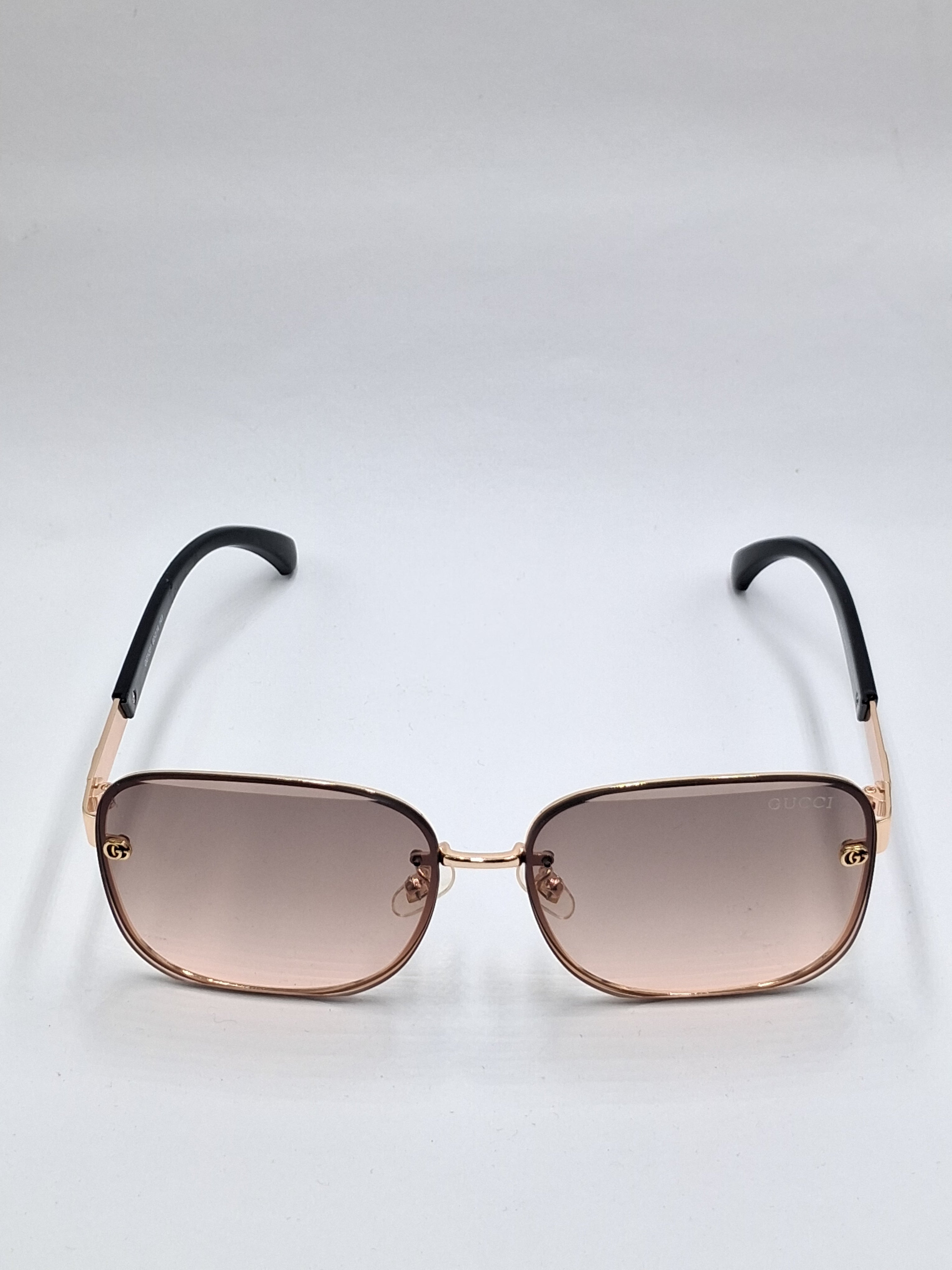vision plus Sunglasses with a gradient lens