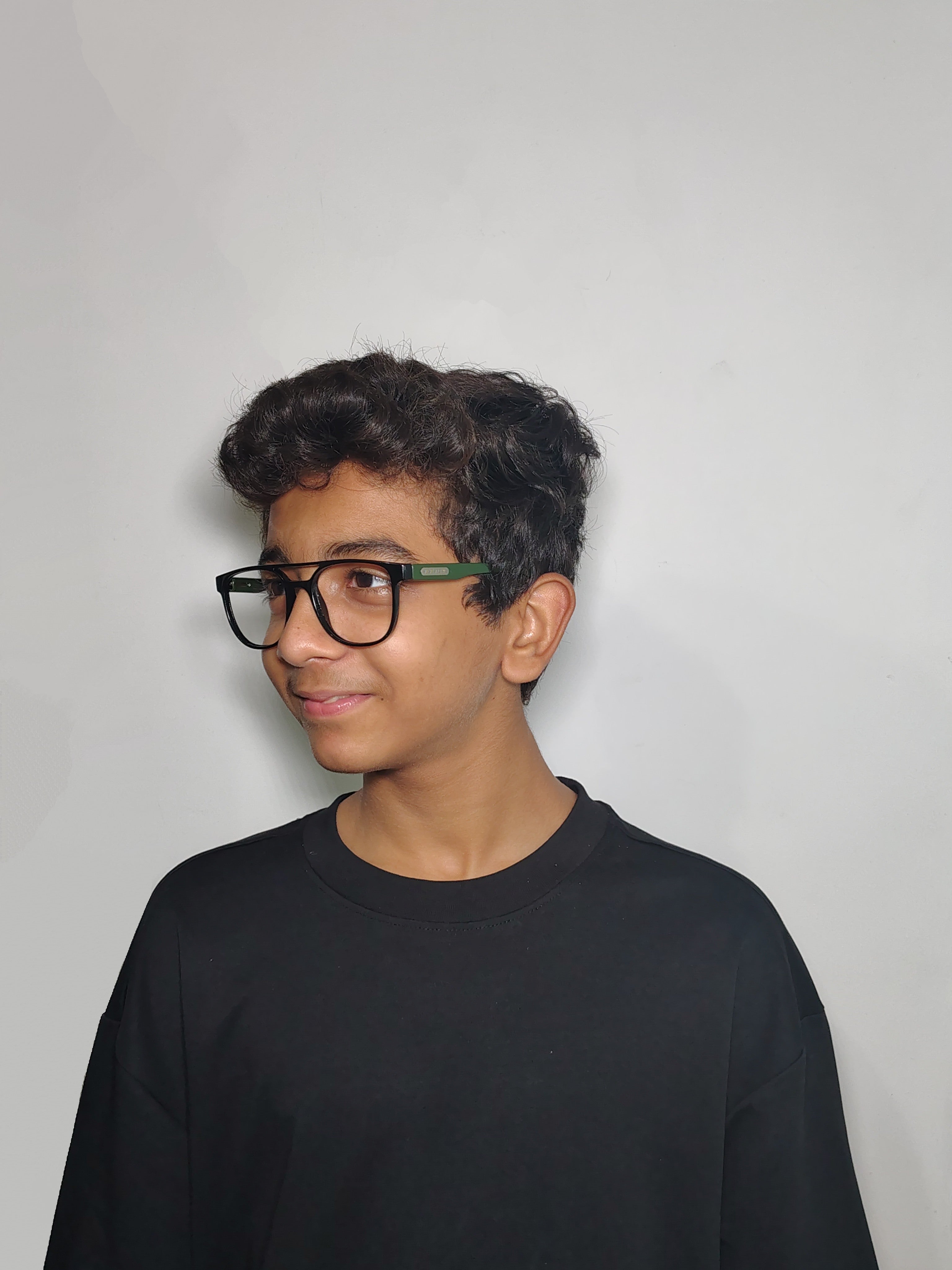 Attraction Double Bar Glossy Black And Green Frame