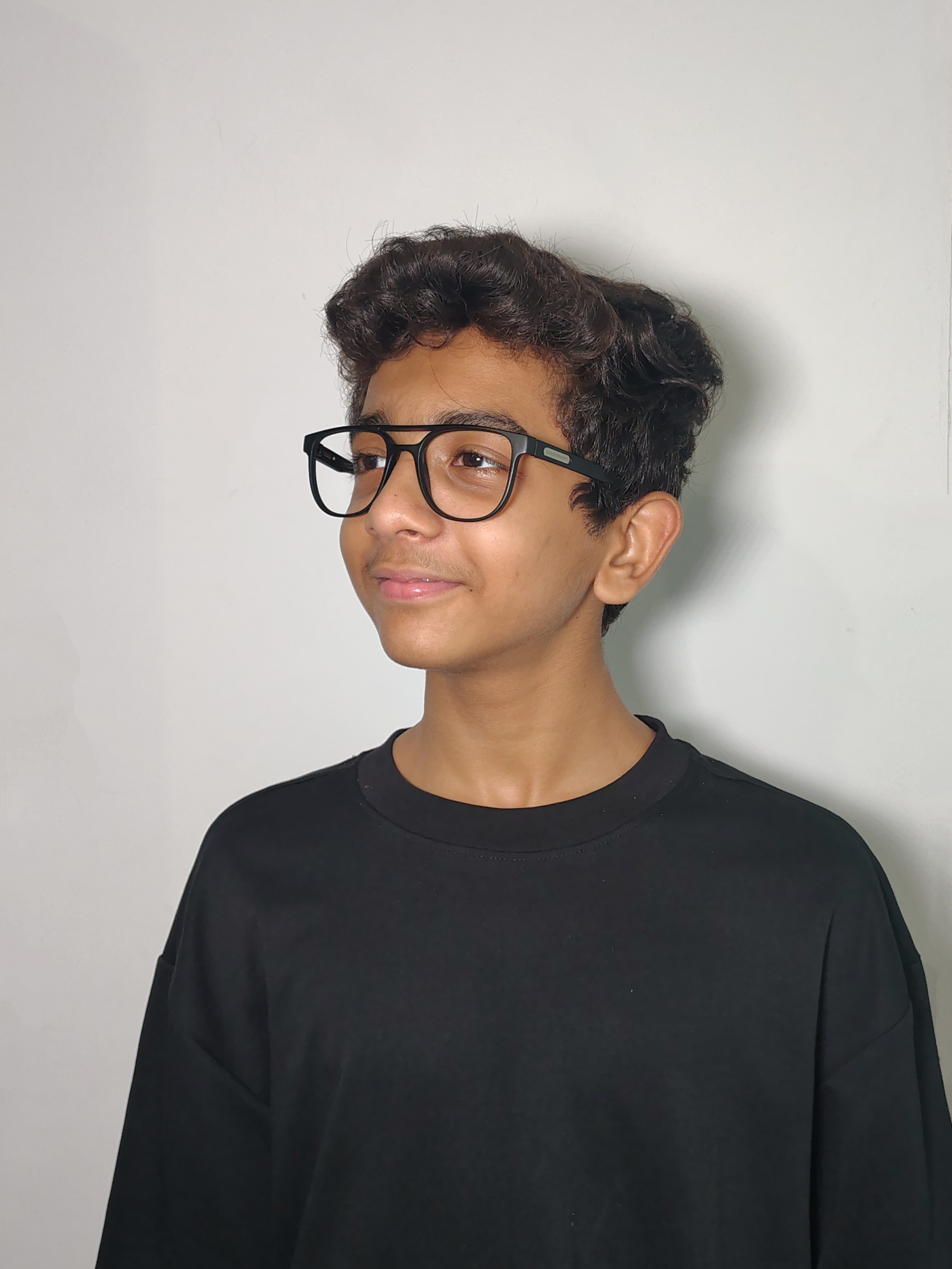 Attraction Double Bar Matte Black Frame