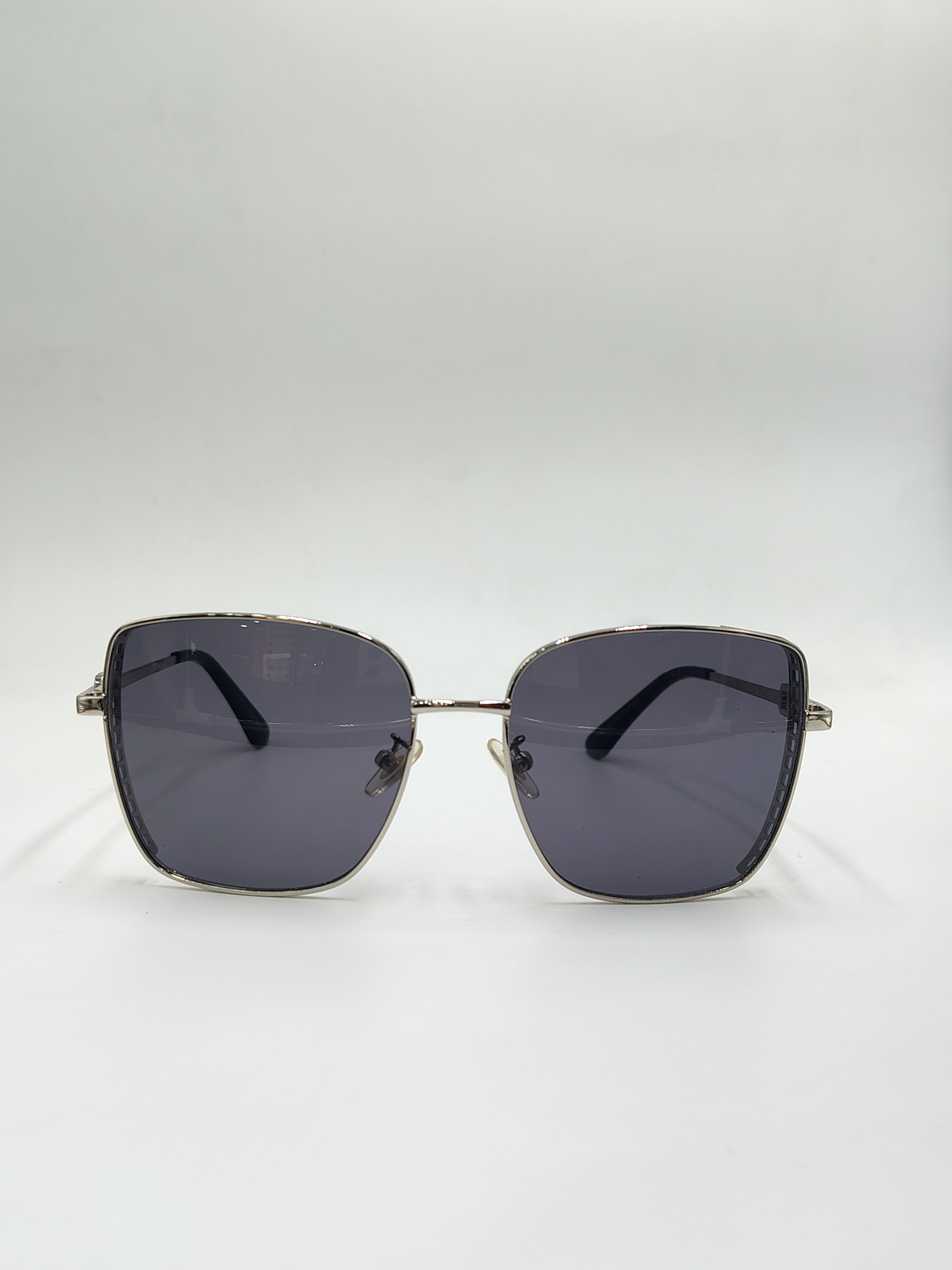 Eyeket Metallic Black Woman Sunglasses