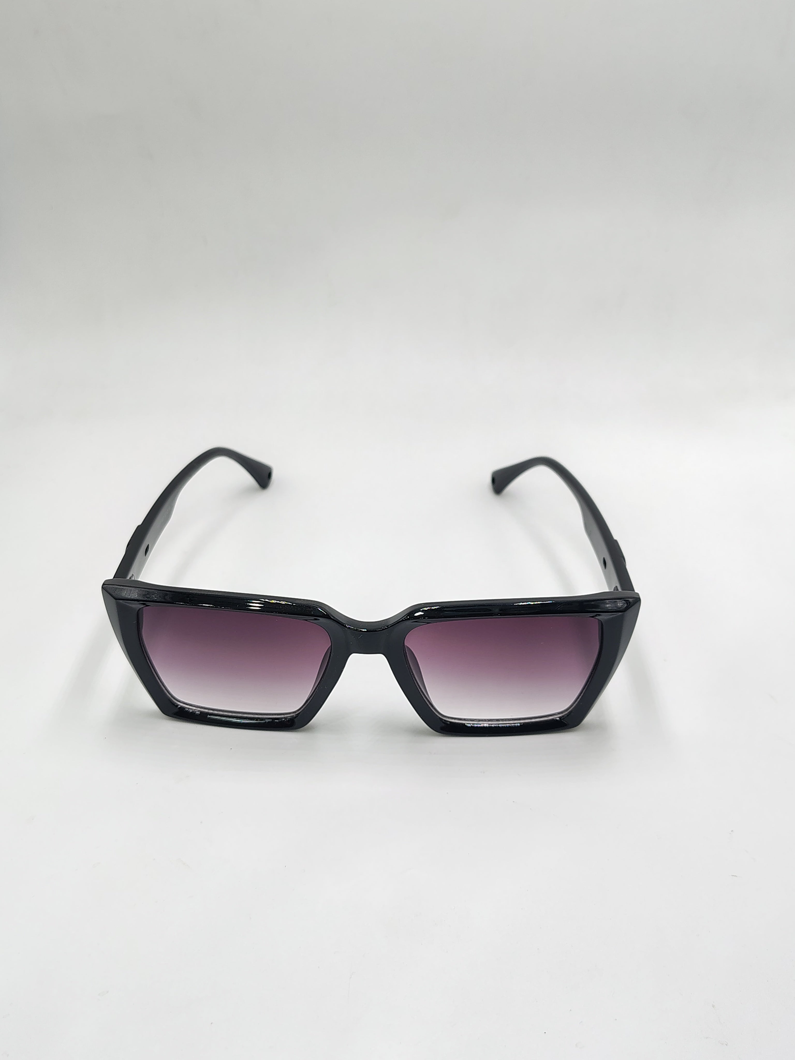 Eyeket Full Black Woman Sunglasses