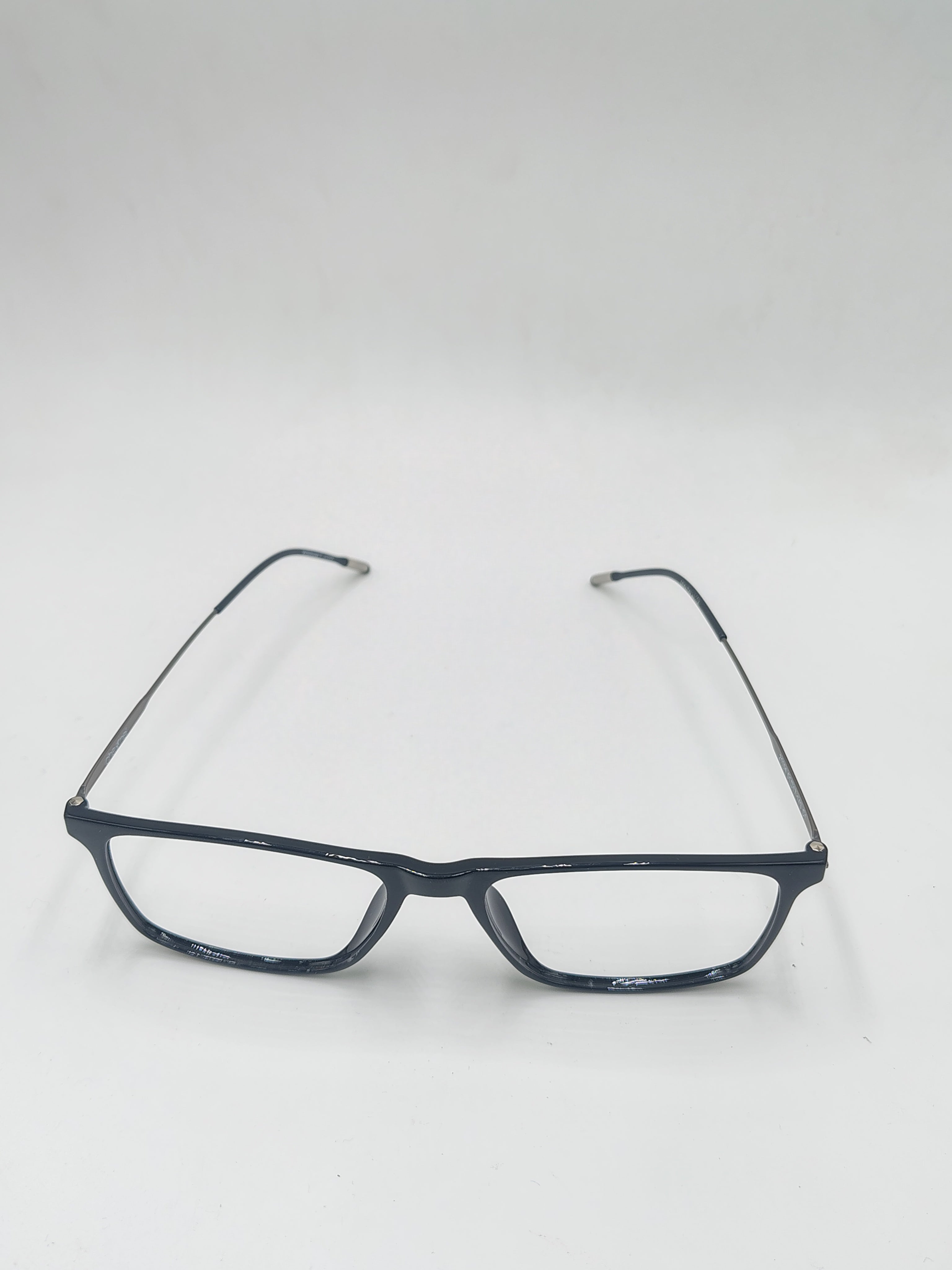 Channel Metal Black Frame