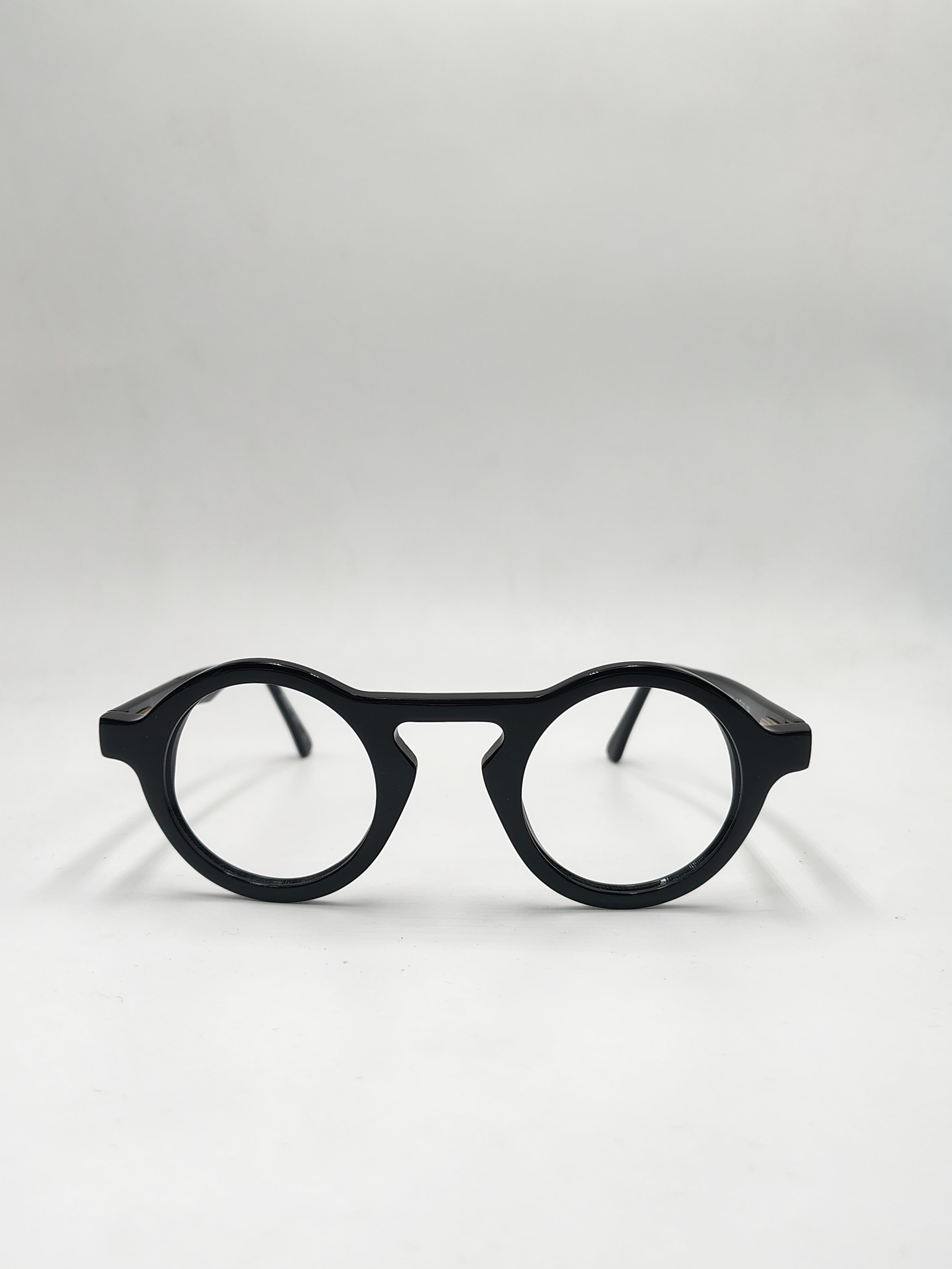 7 Moon One Piece Black Frame